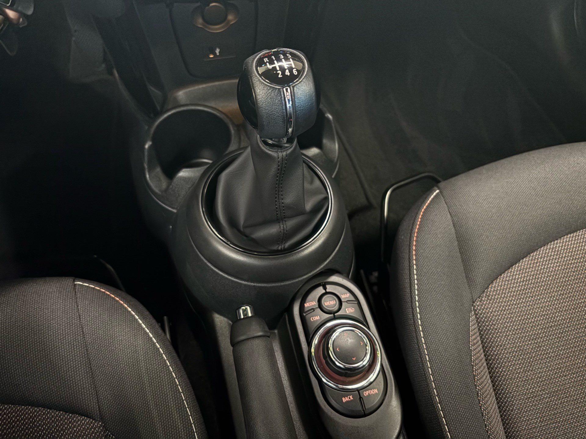 MINI Cooper 3-Türer – Bild 12