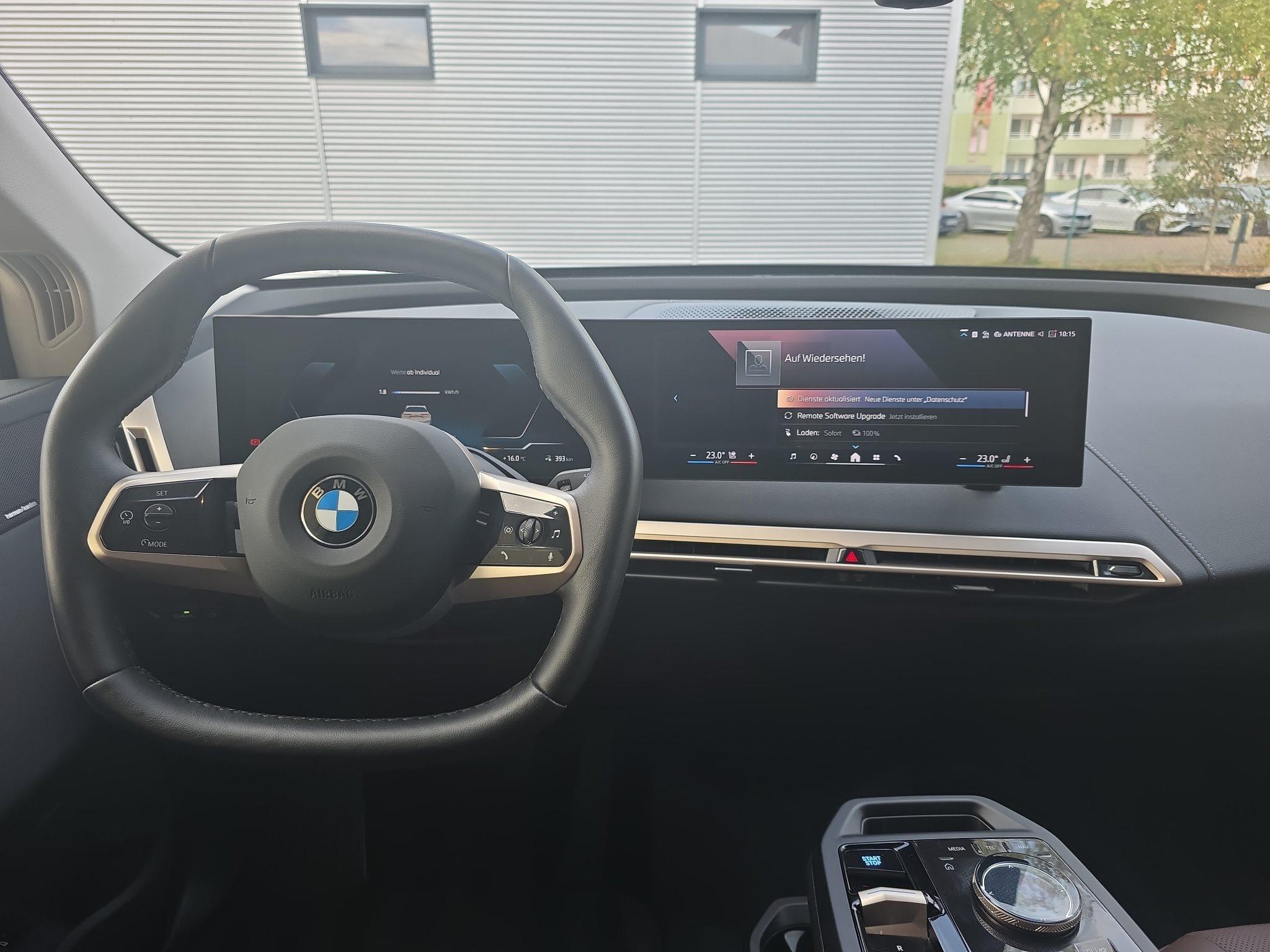 BMW iX – Bild 27