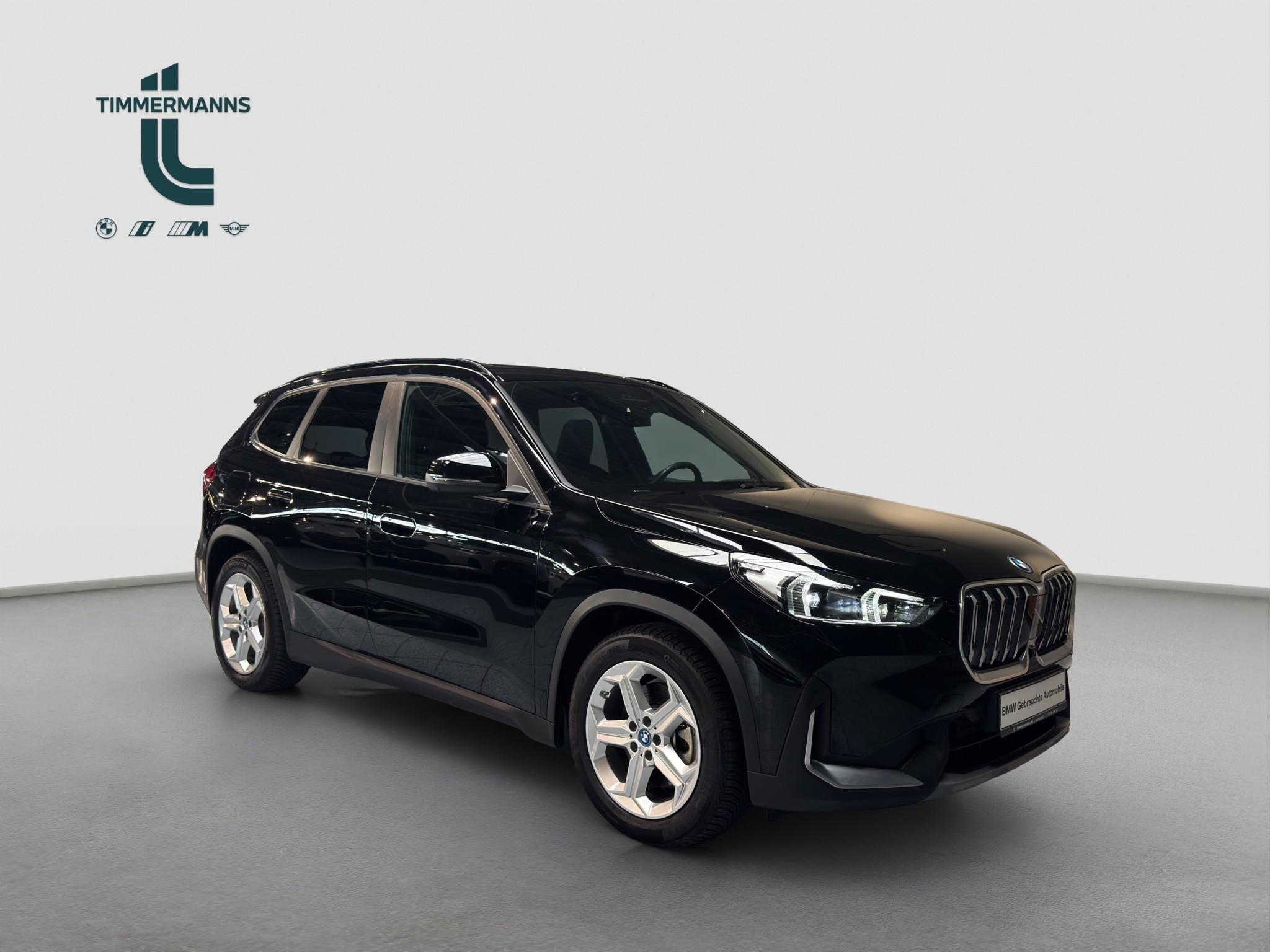 BMW iX1