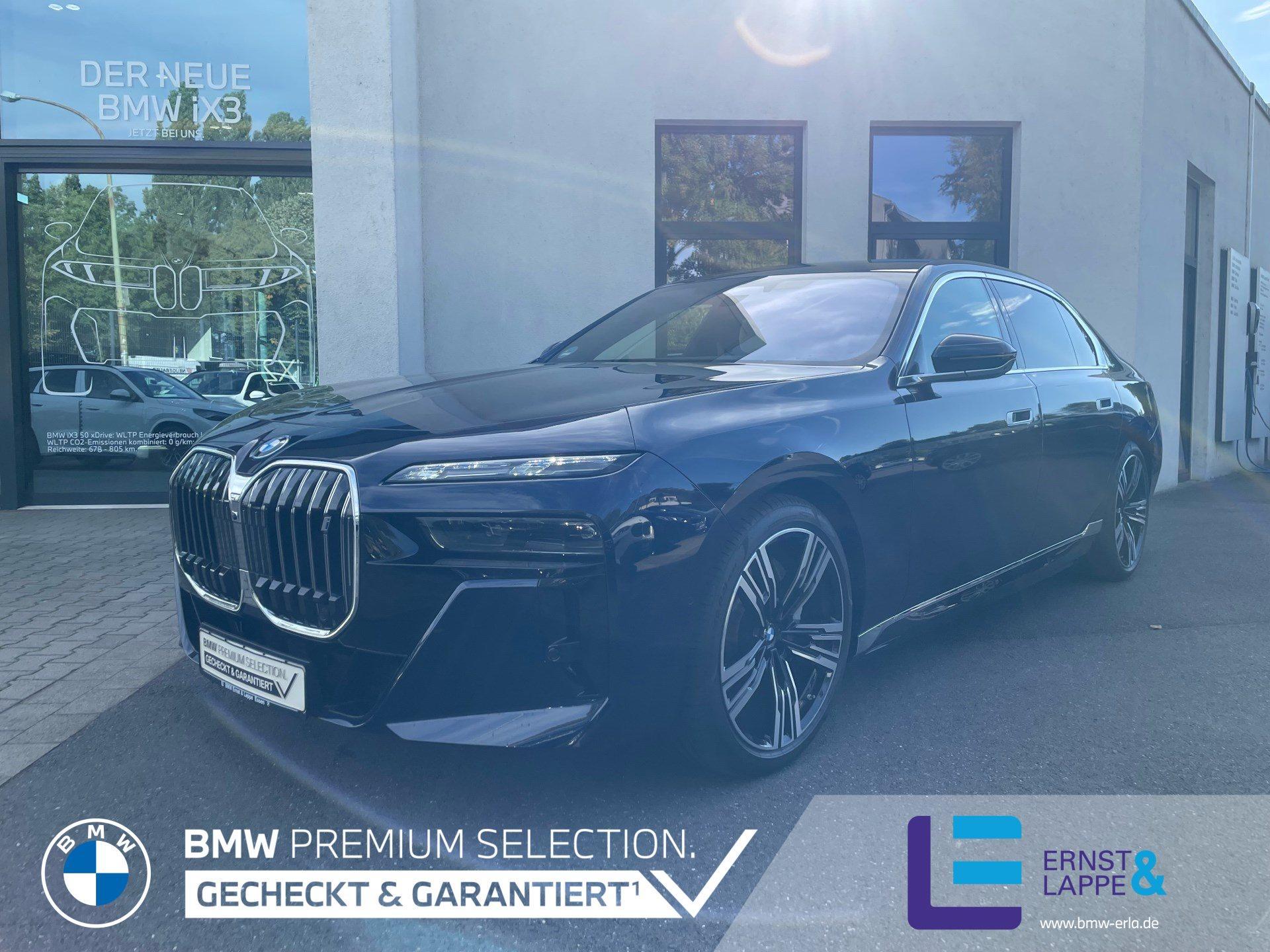 BMW i7