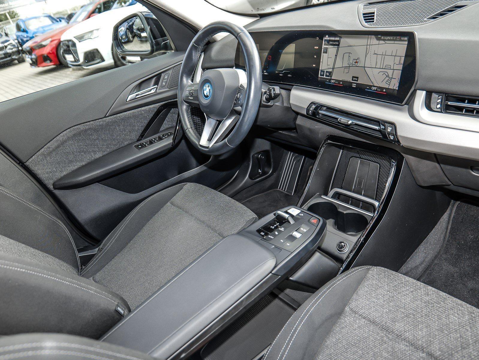 BMW iX1 – Bild 21