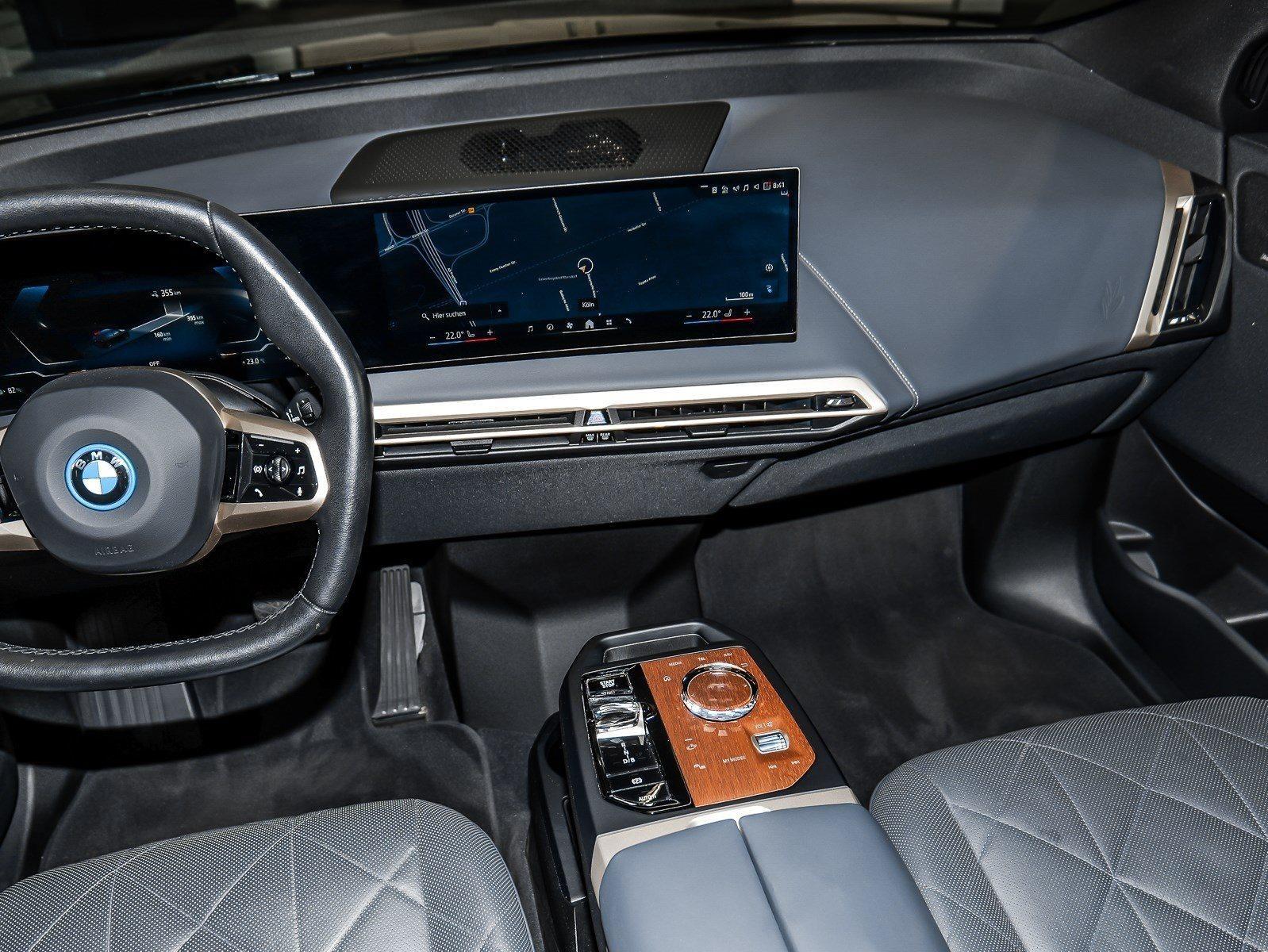 BMW iX – Bild 7