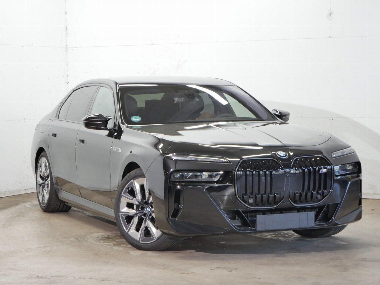 BMW i7 – Bild 12