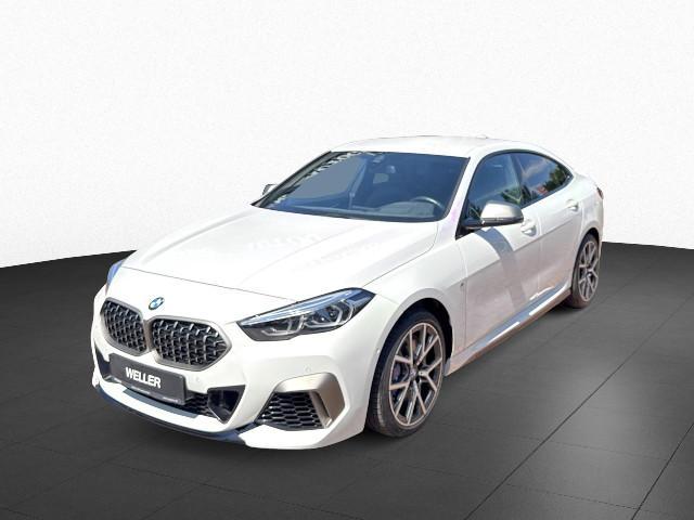 BMW M235i 2022