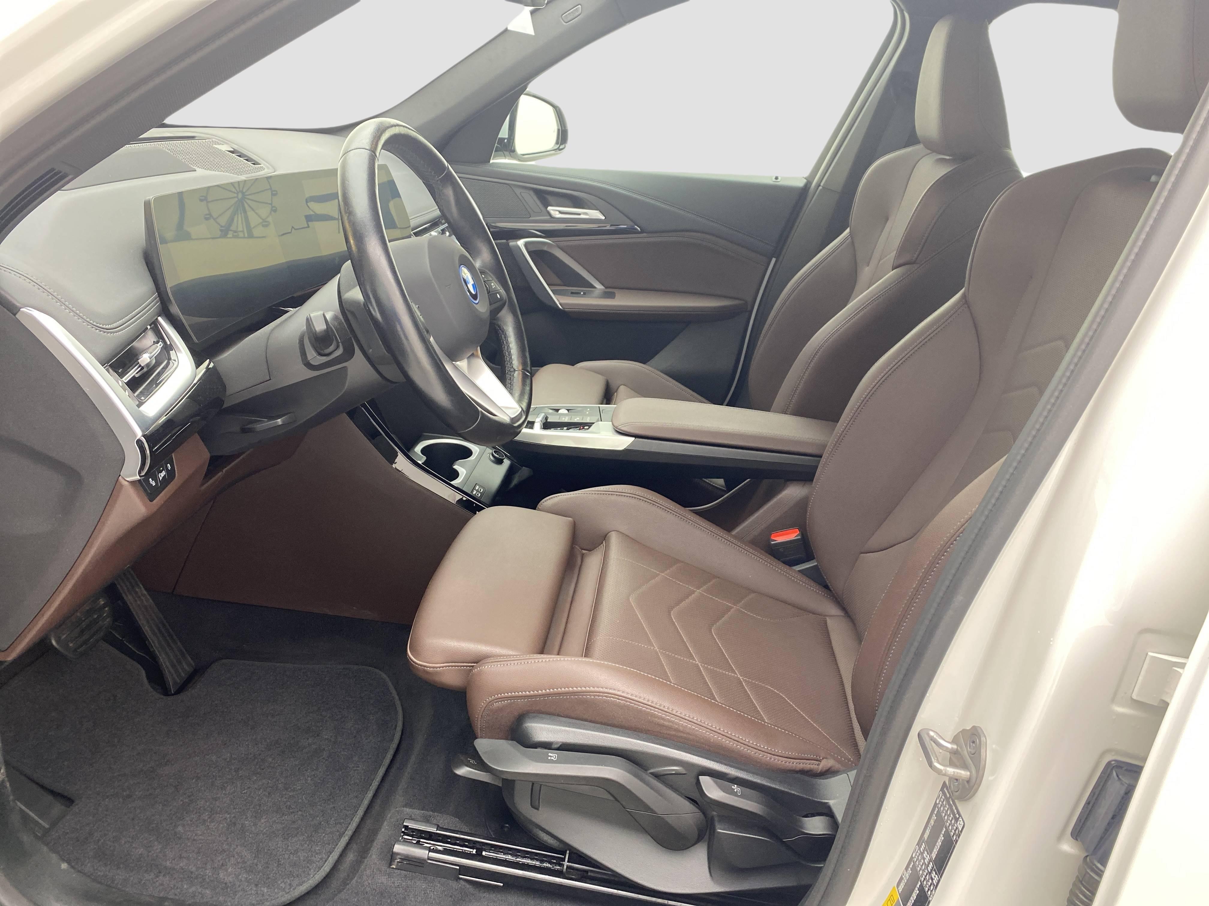 BMW iX1 – Bild 17