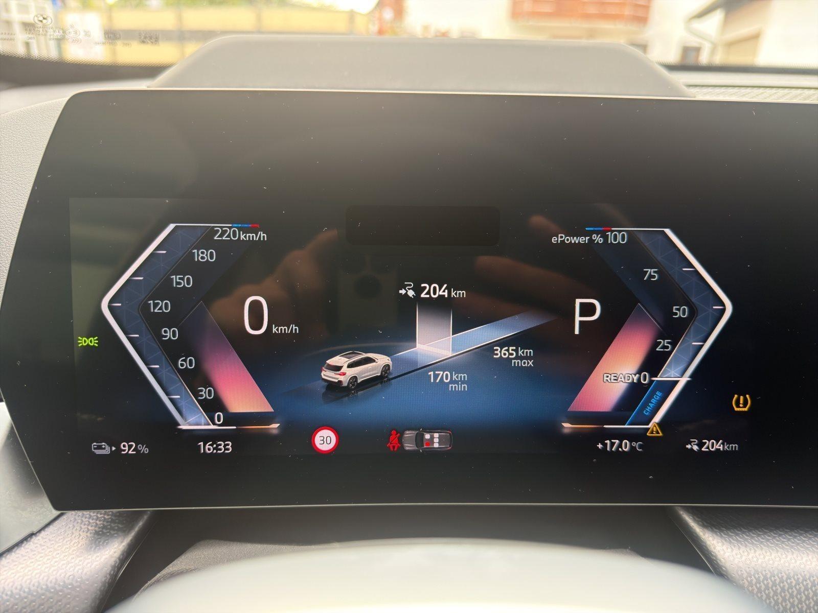 BMW iX1 – Bild 17