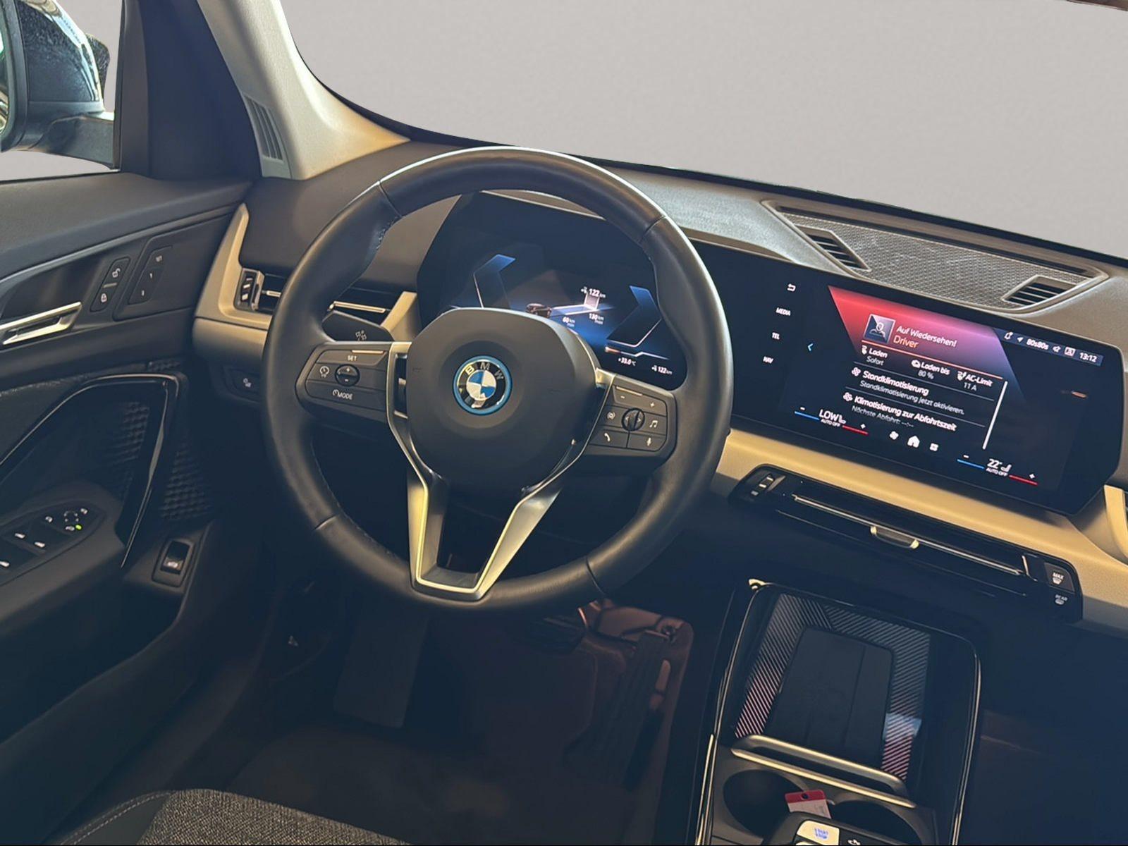 BMW iX1 – Bild 11