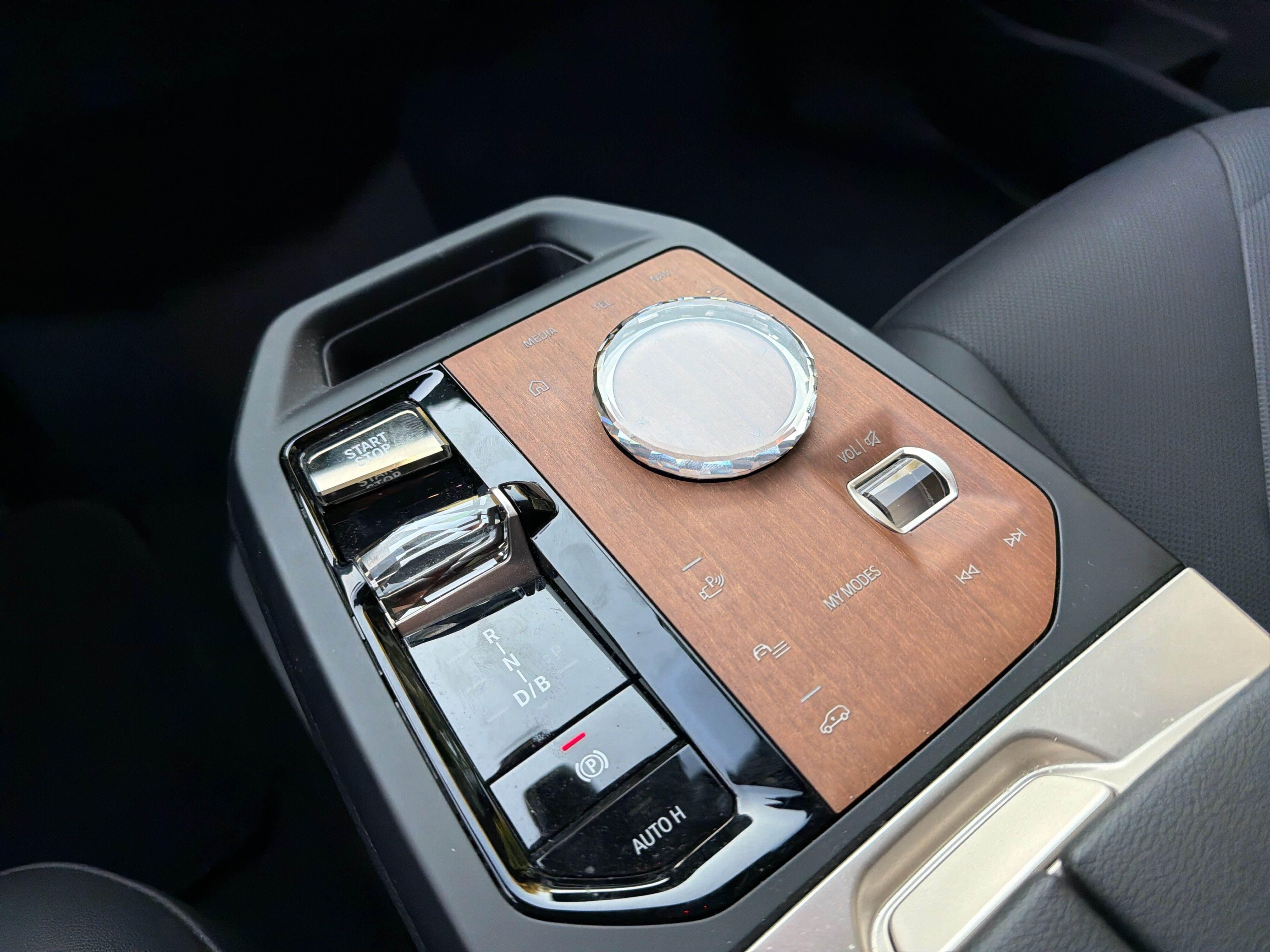 BMW iX – Bild 23
