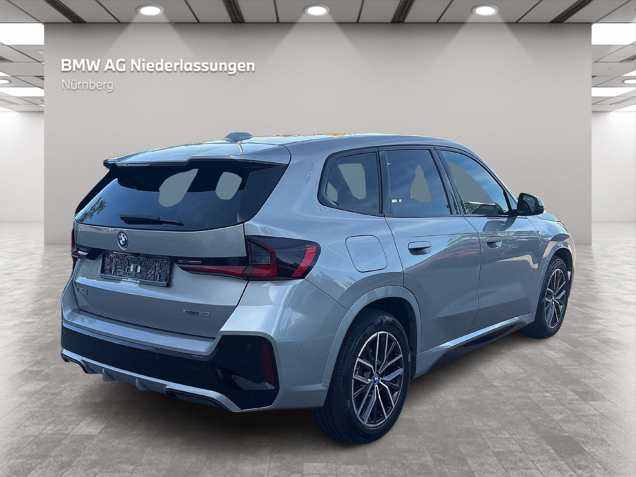 BMW iX1 – Bild 3