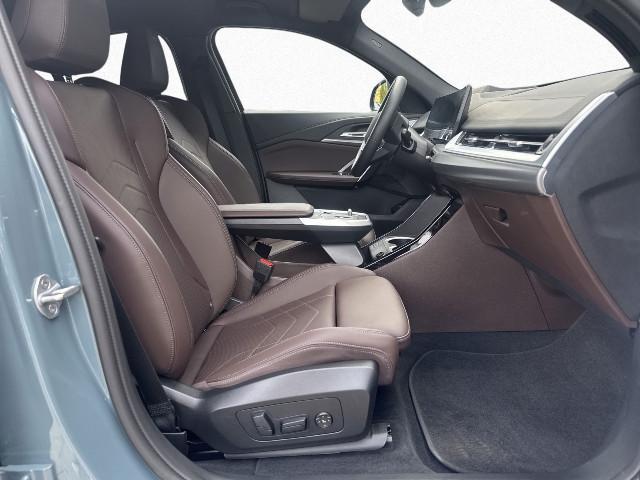 BMW iX2 – Bild 11