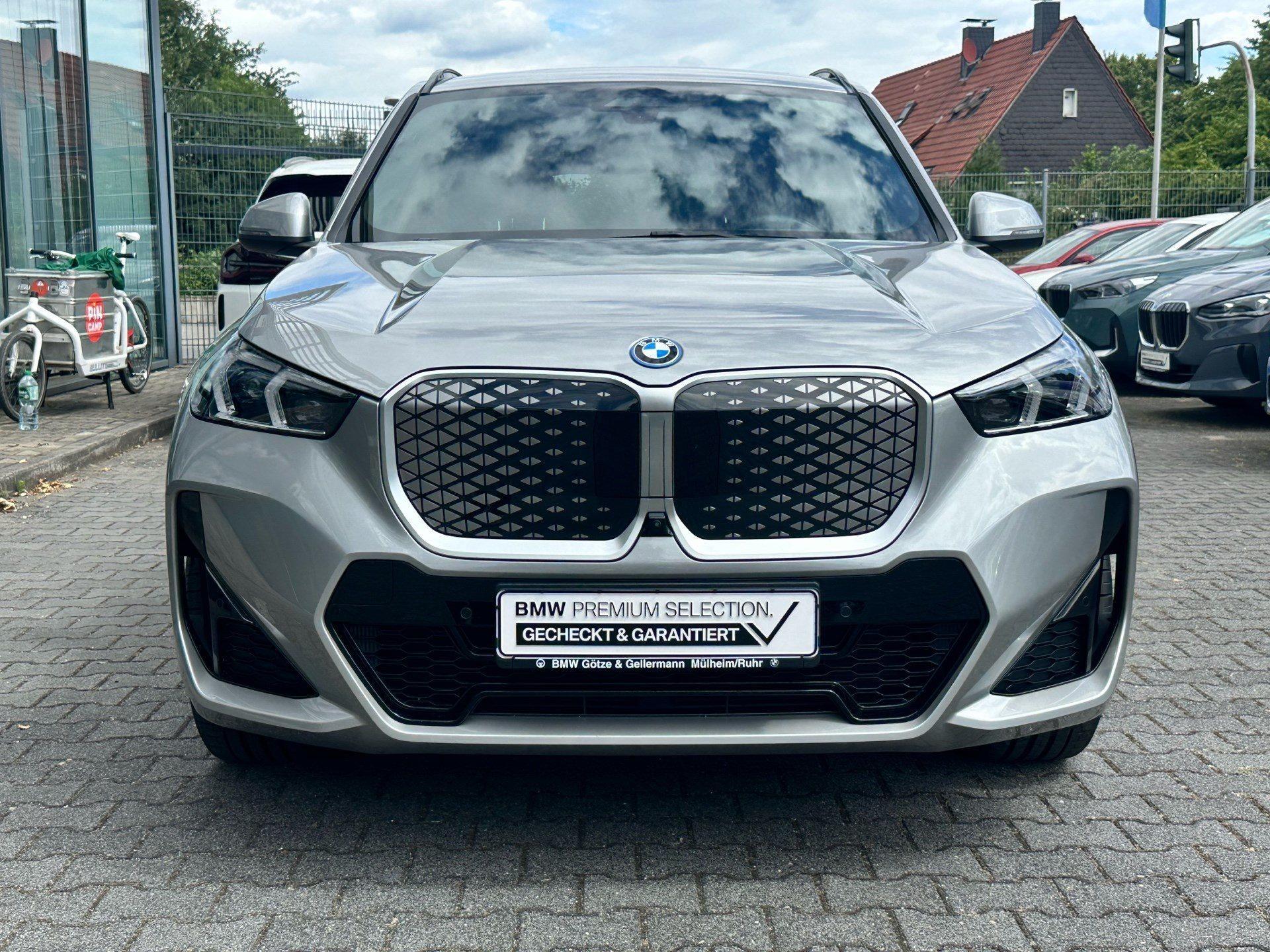 BMW iX1 – Bild 17