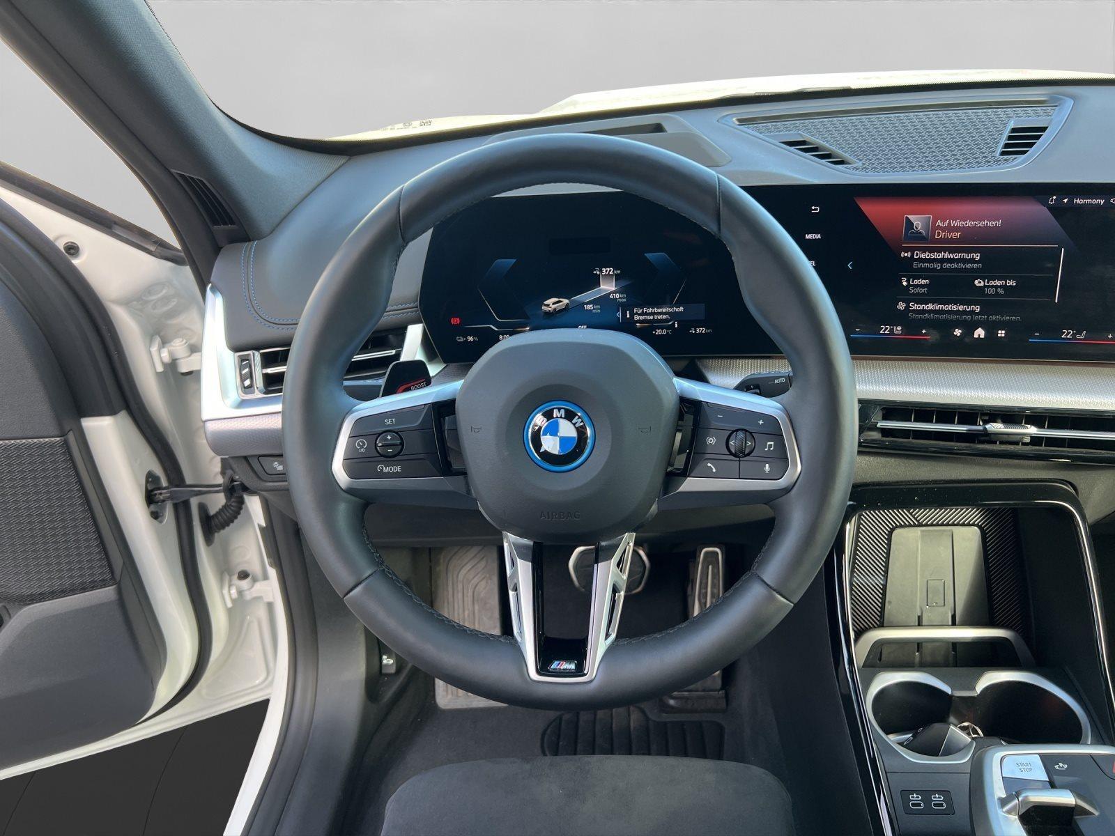 BMW iX1 – Bild 12