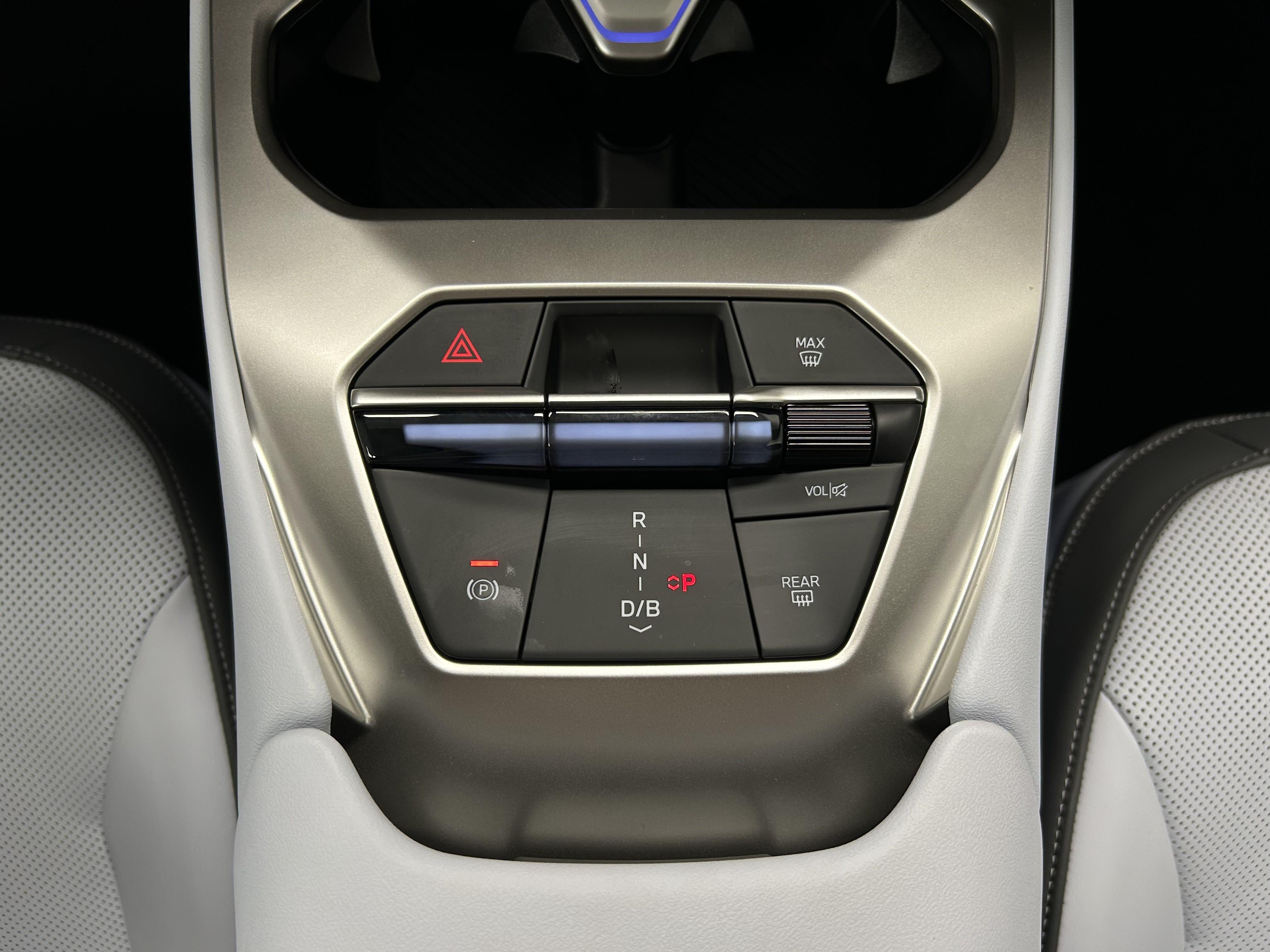 BMW iX3 – Bild 15