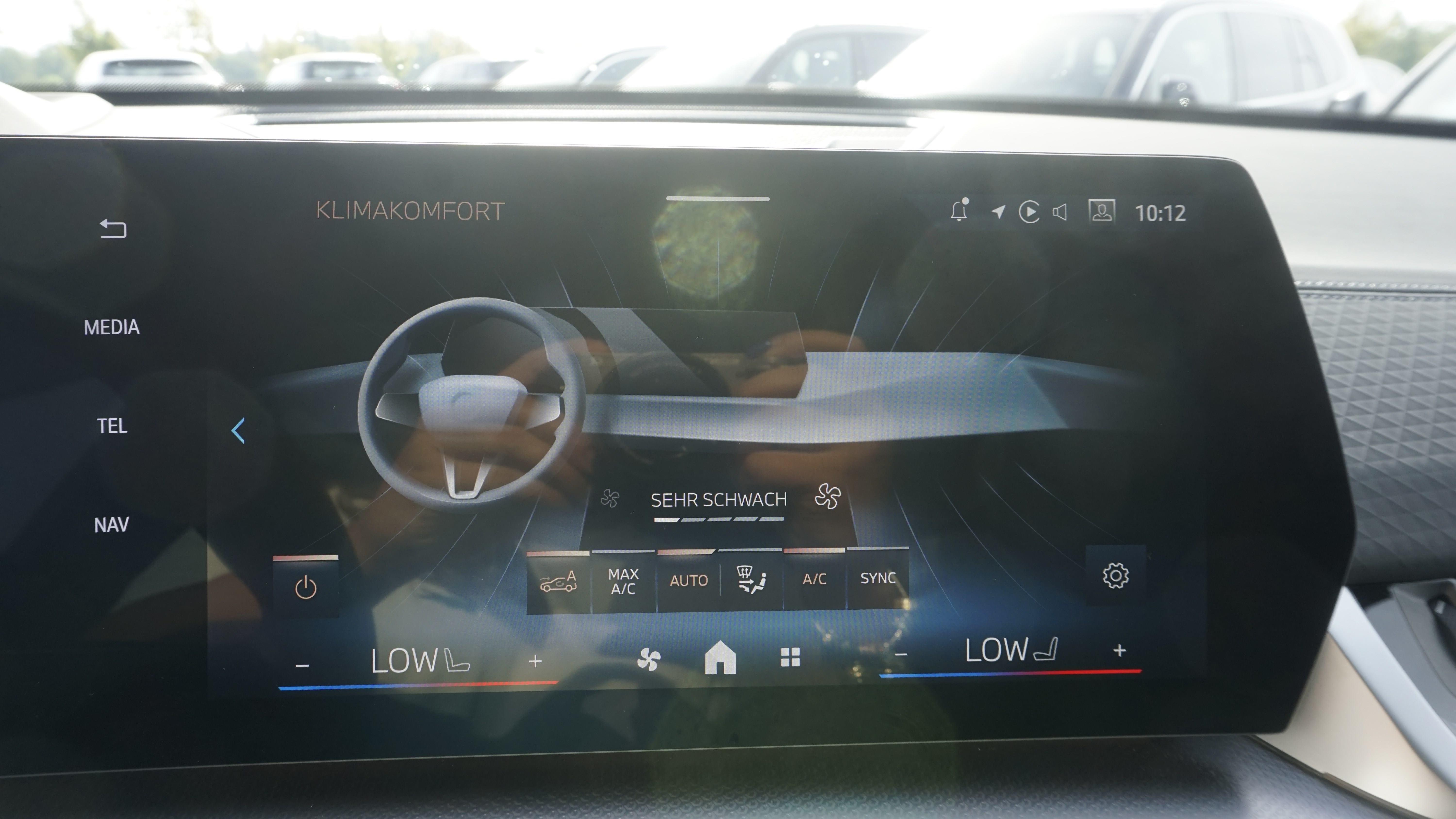 BMW iX2 – Bild 9