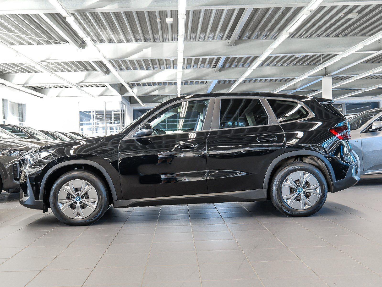 BMW iX1 – Bild 27
