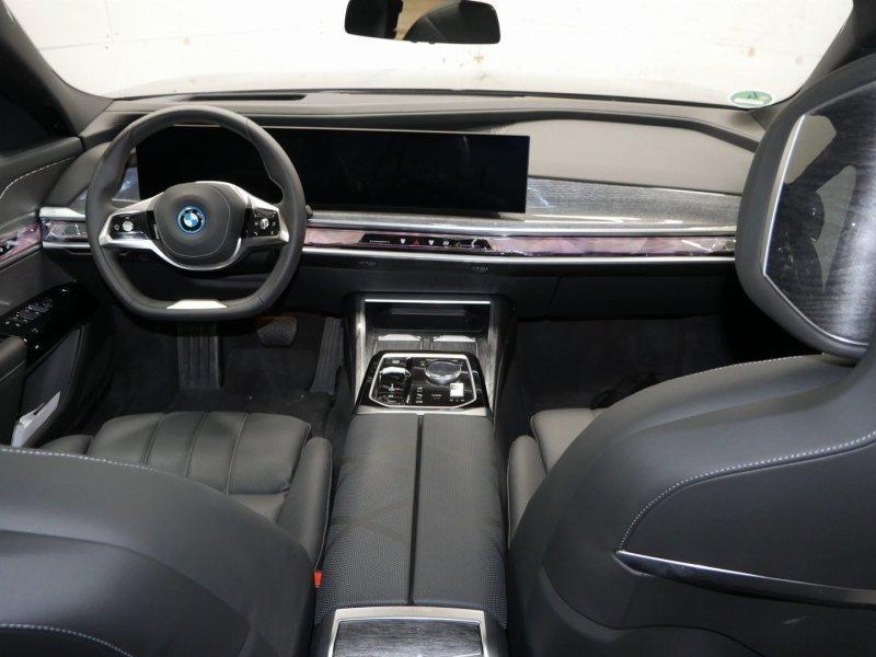 BMW i7 – Bild 16