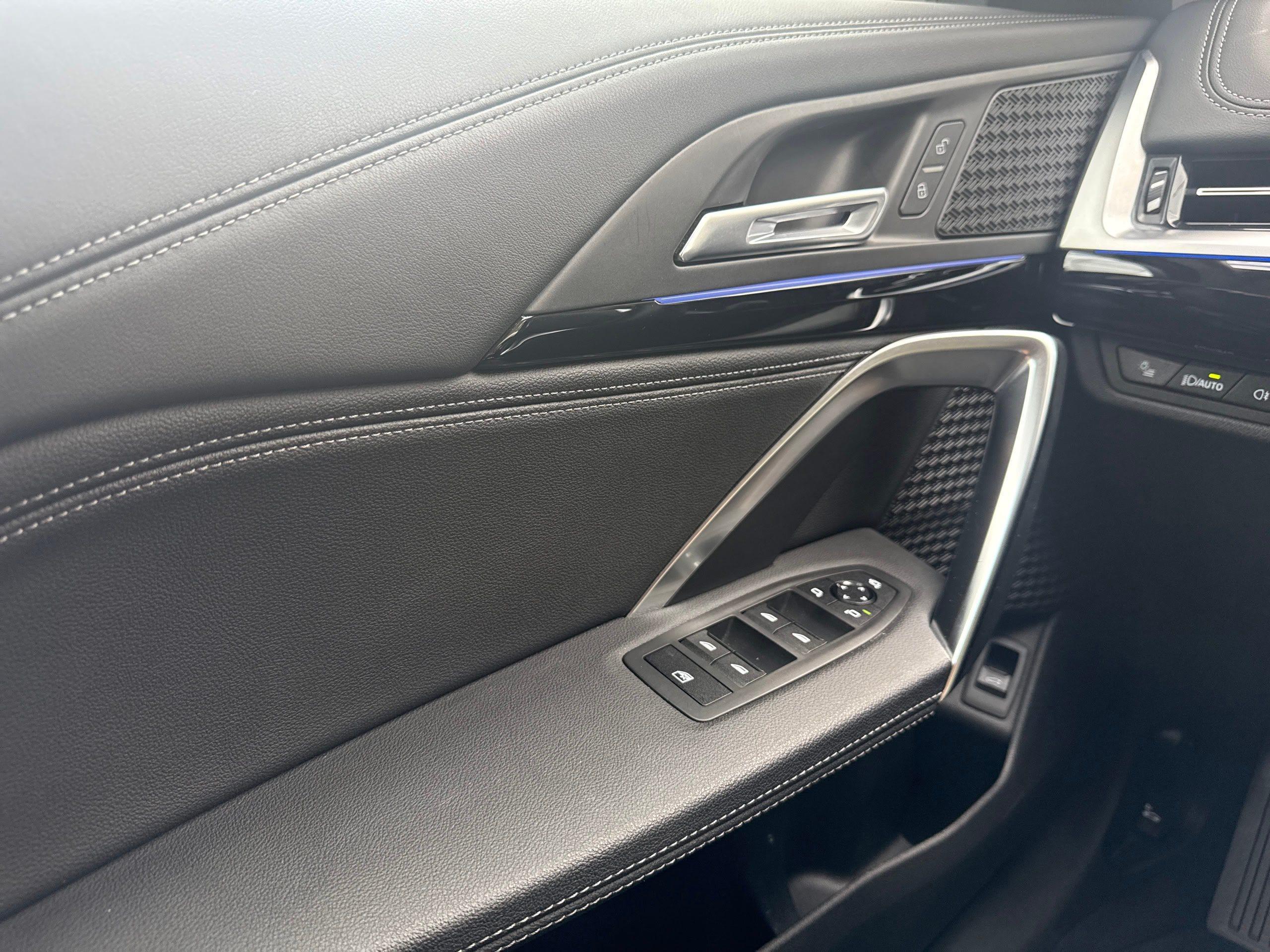 BMW iX1 – Bild 16