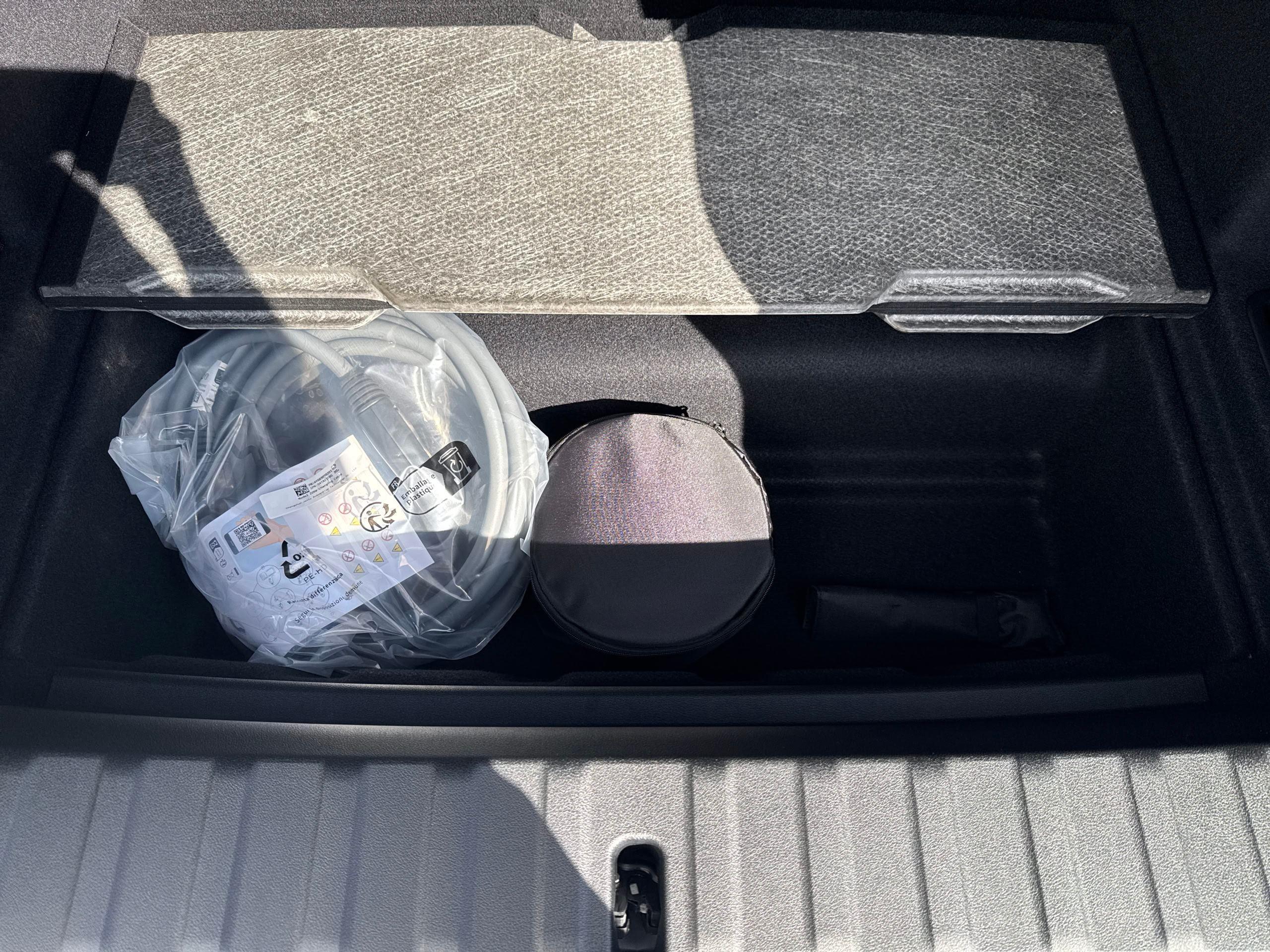 BMW iX2 – Bild 12