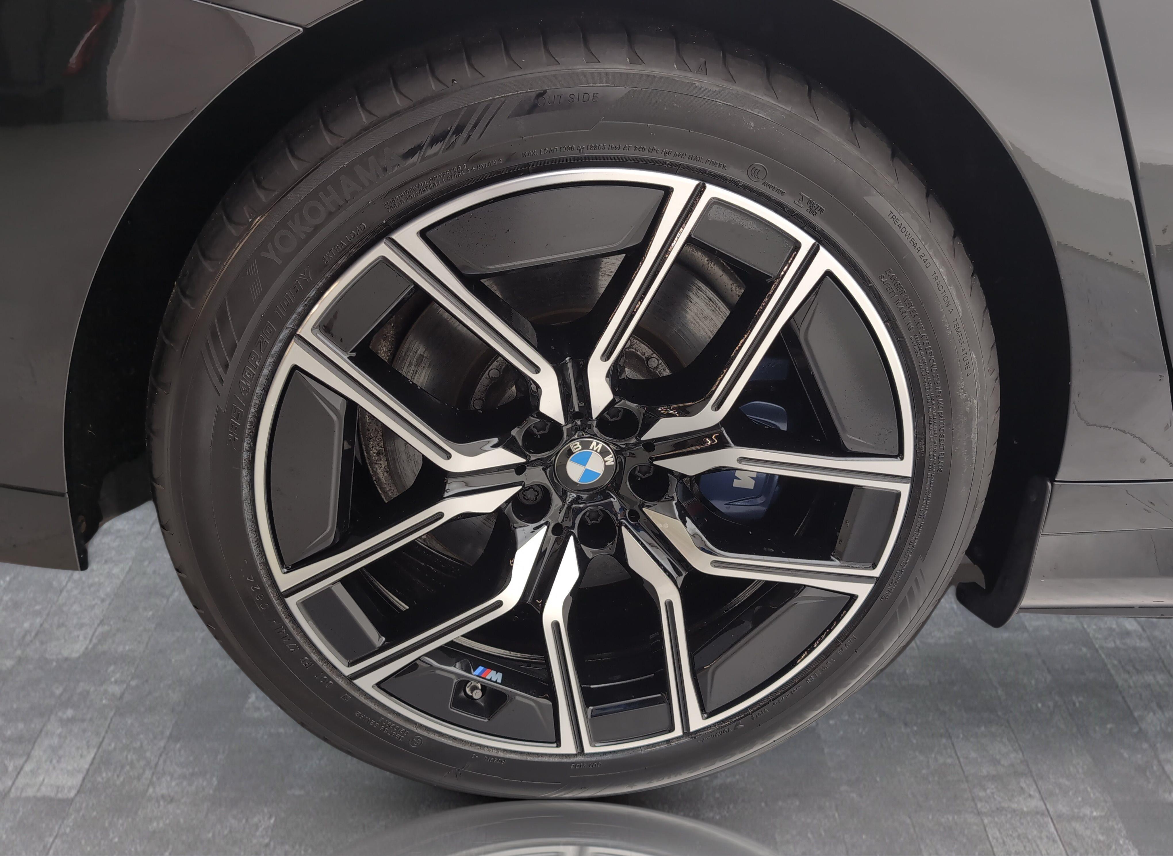 BMW i7 – Bild 15