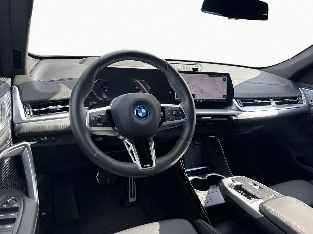 BMW iX2 – Bild 7