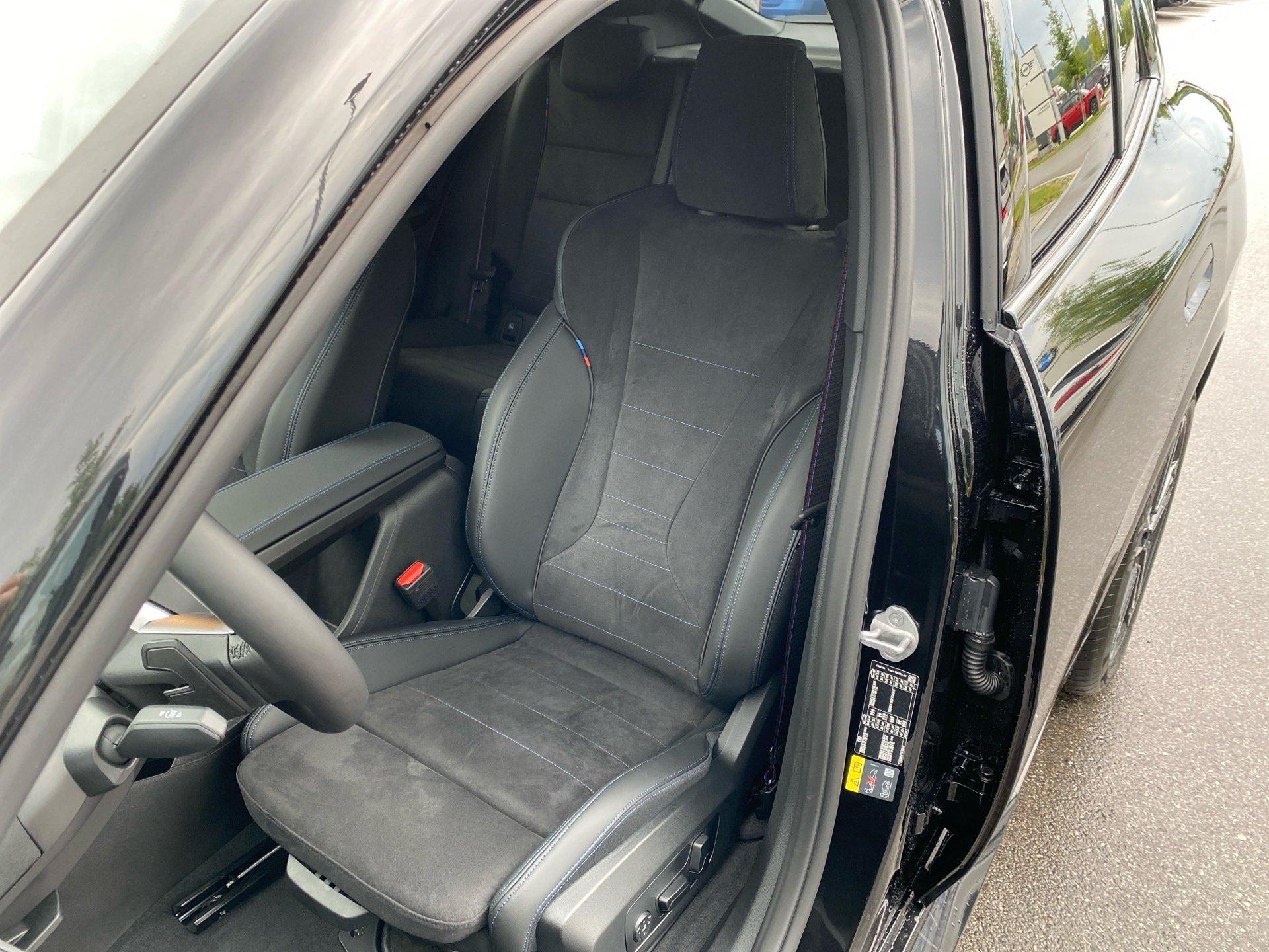 BMW iX2 – Bild 12