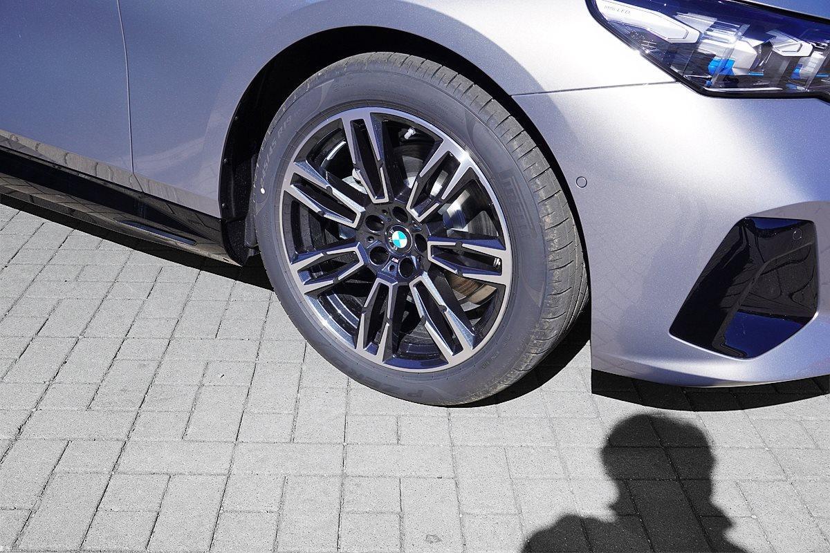 BMW 5er Touring – Bild 2
