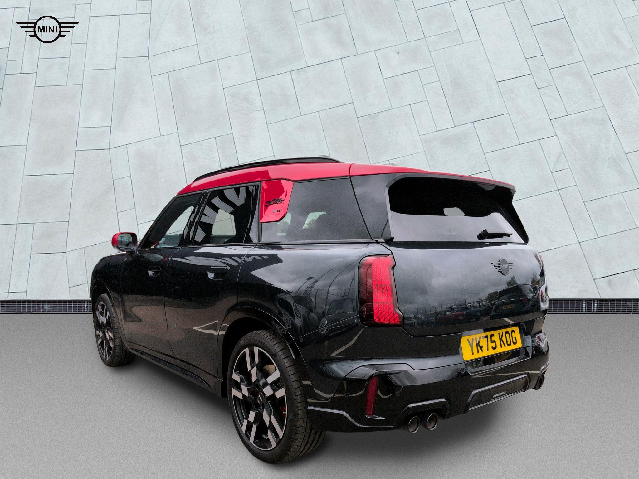 MINI John Cooper Works Countryman ALL4