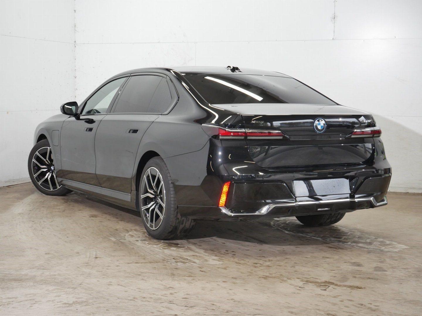 BMW 7er – Bild 8