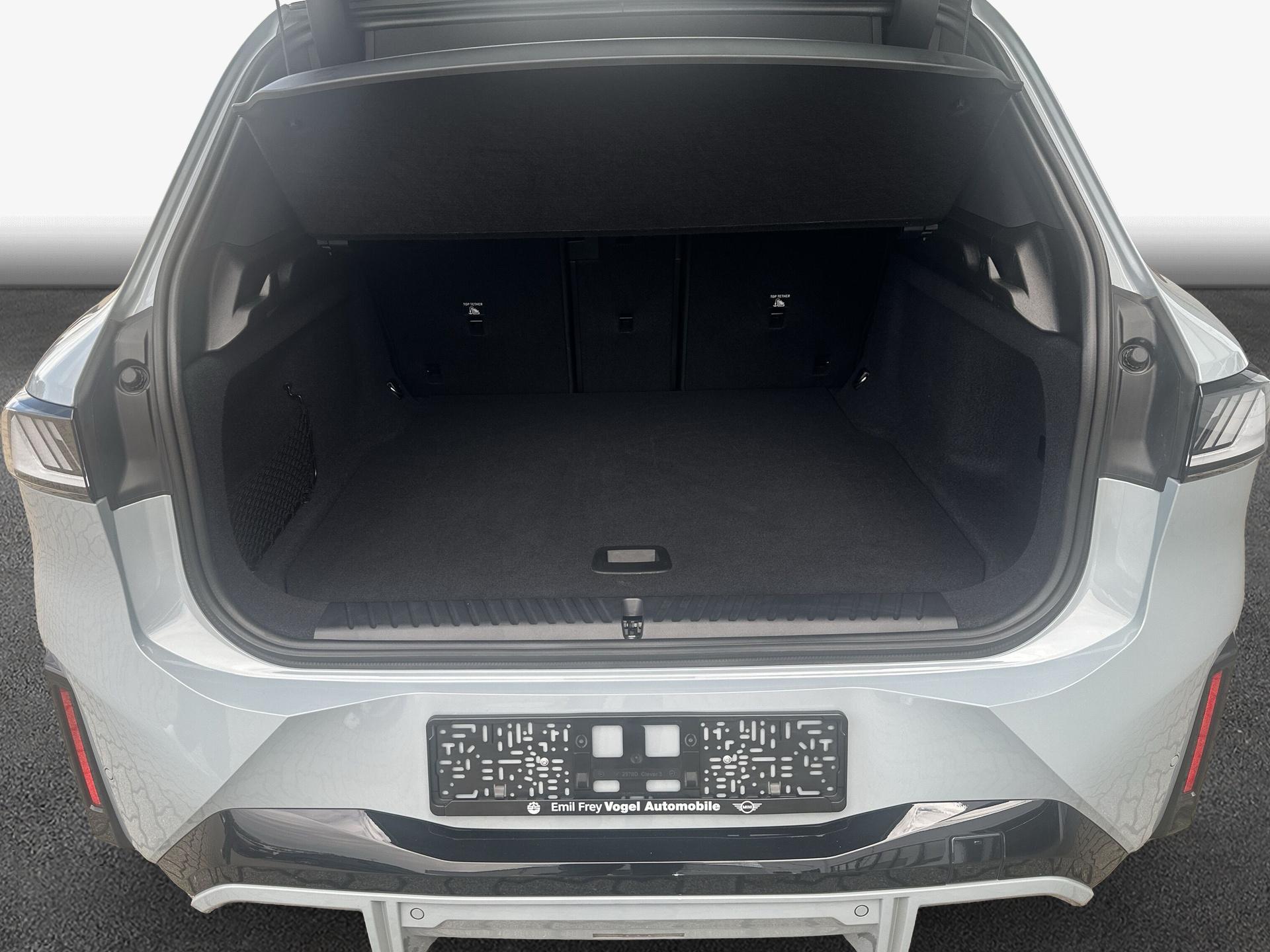BMW iX3 – Bild 10
