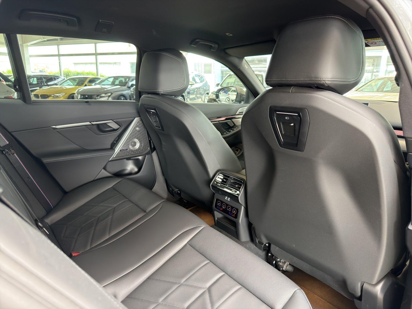 BMW i5 Touring – Bild 22