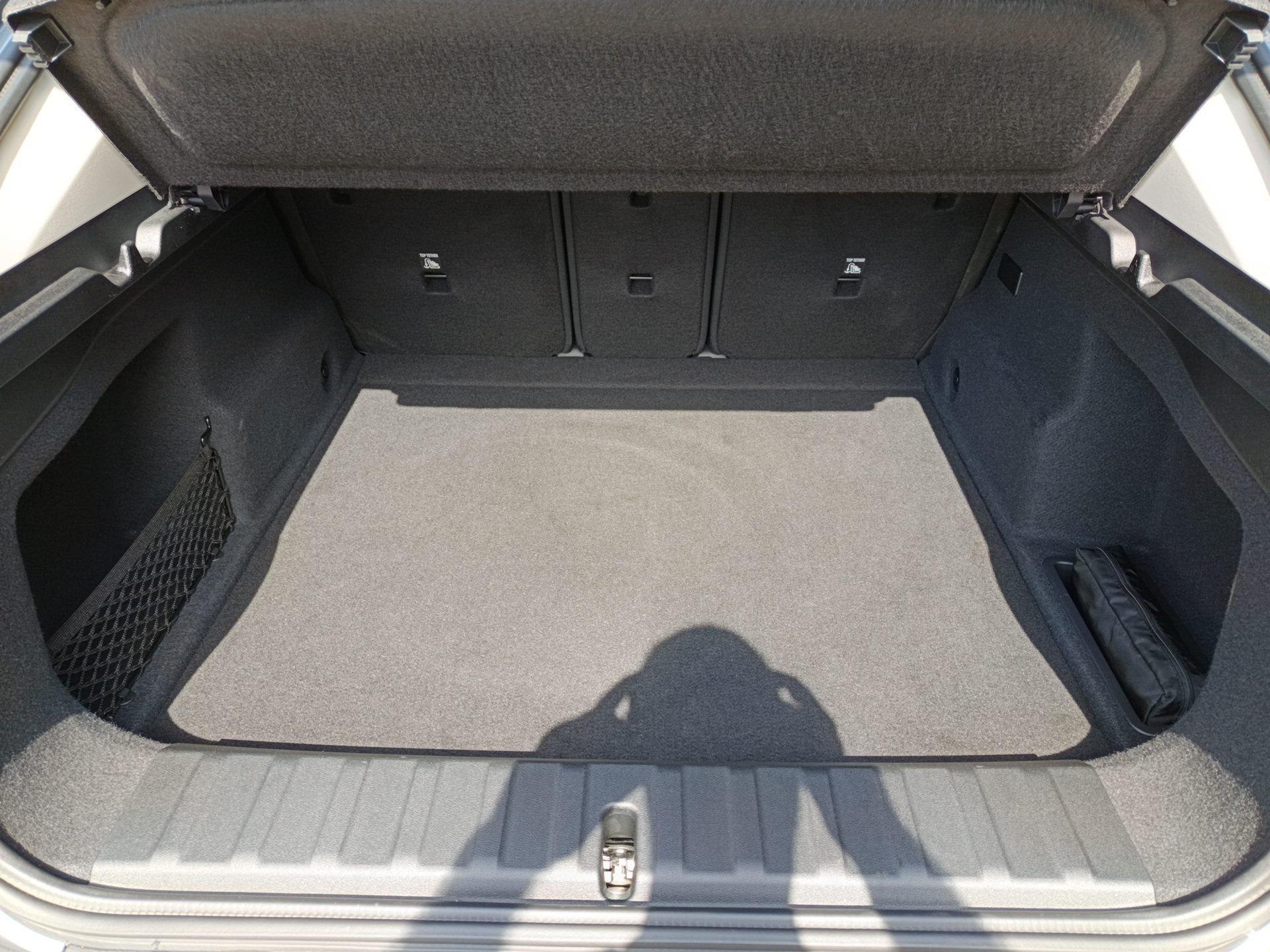 BMW iX2 – Bild 25