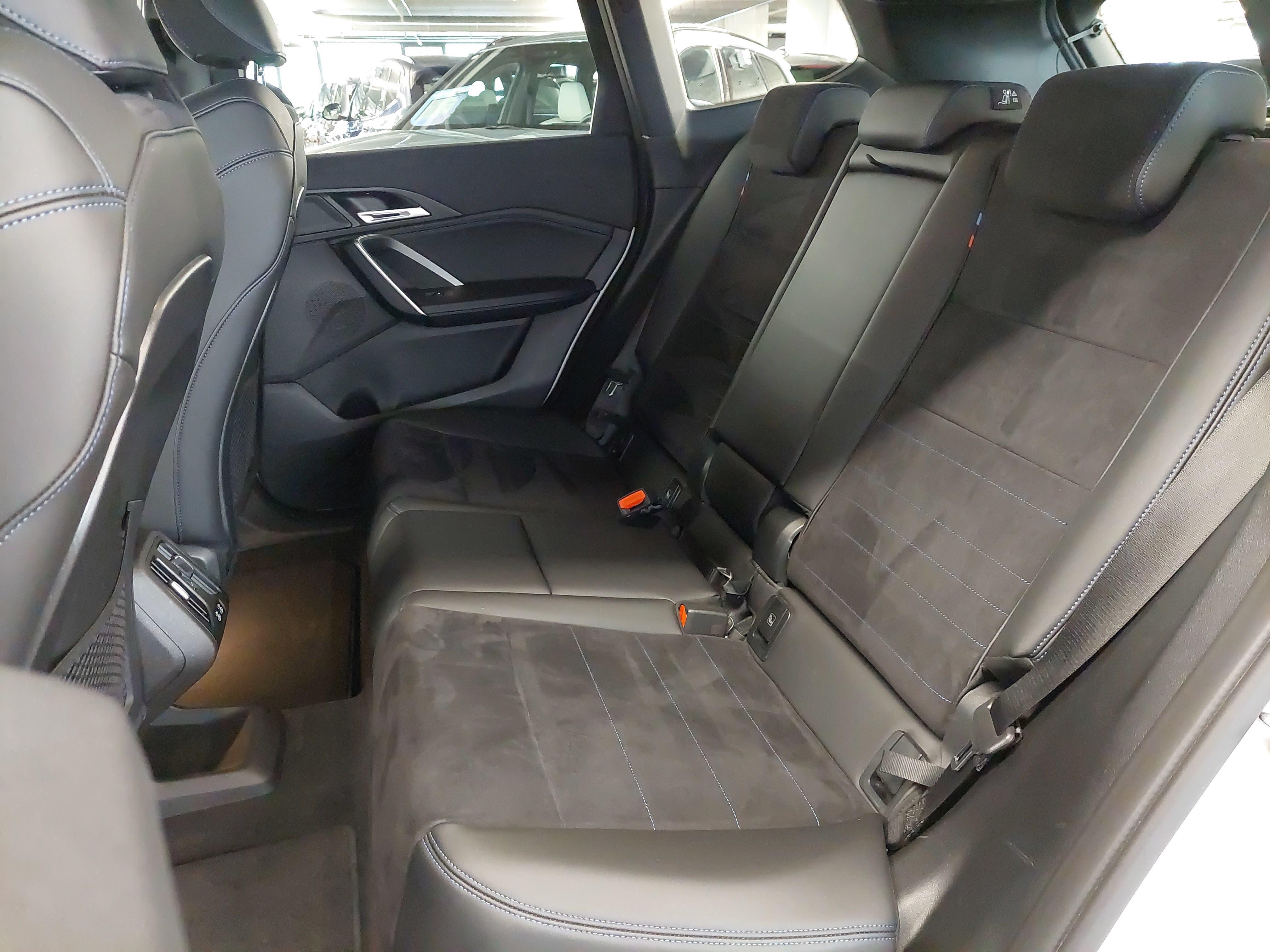BMW iX1 – Bild 11