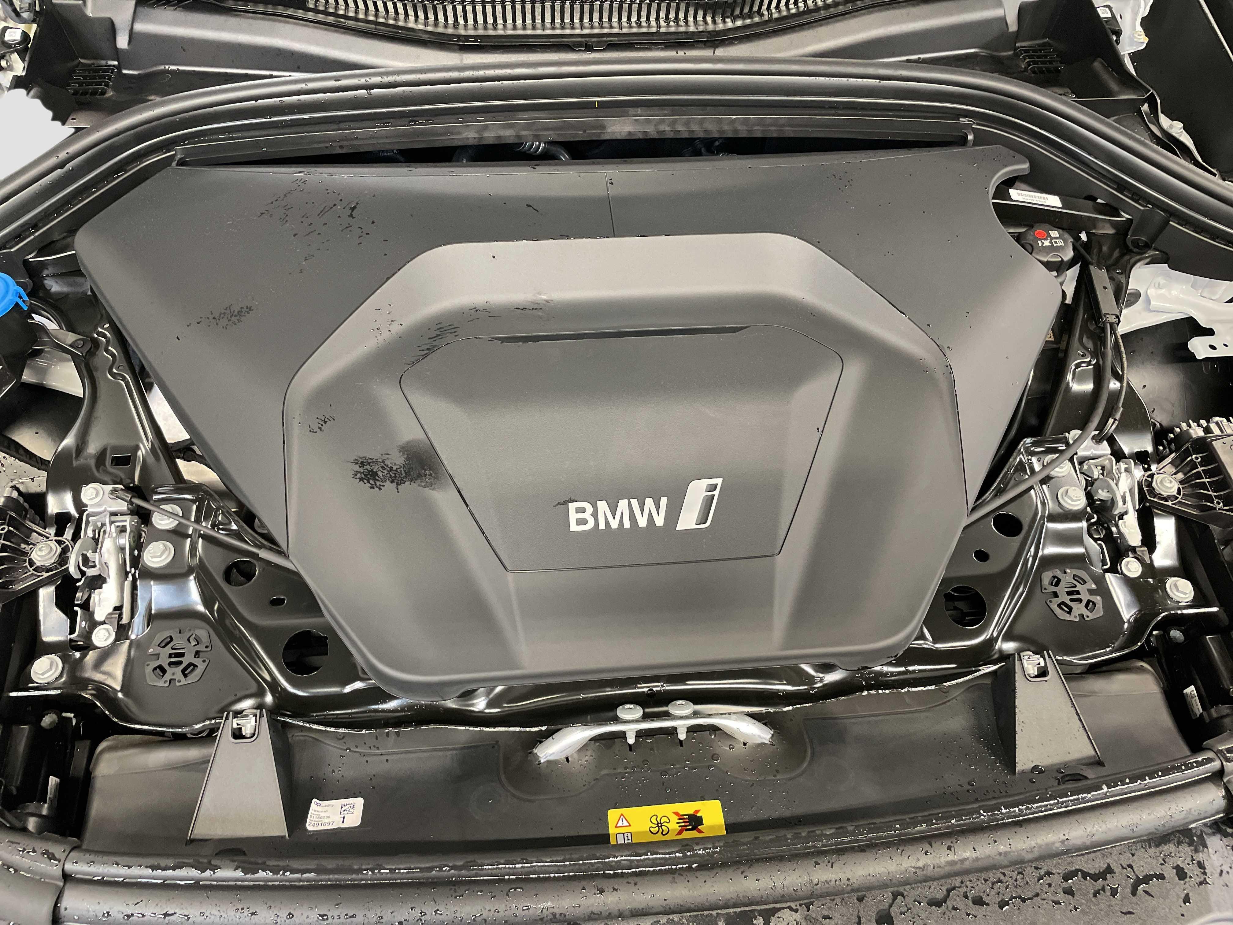 BMW iX1 – Bild 8