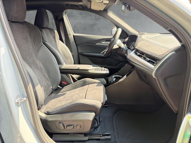 BMW iX2 – Bild 15