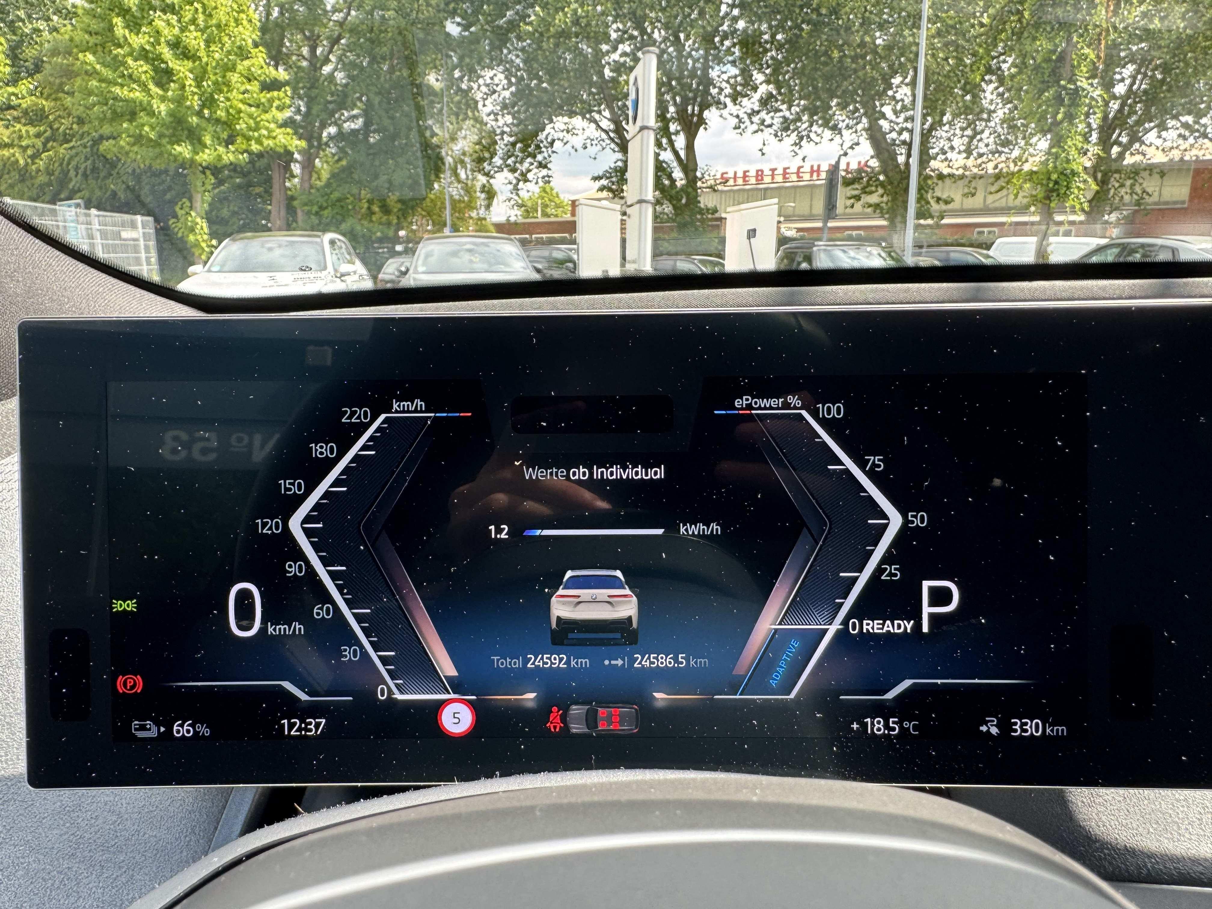 BMW iX – Bild 24