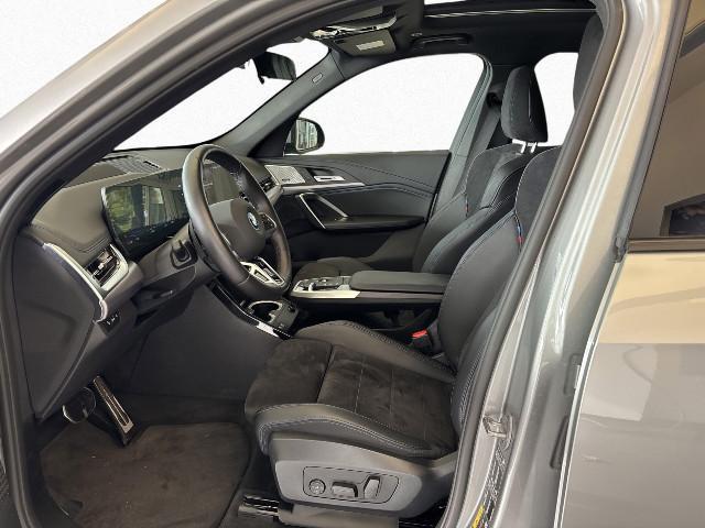BMW iX1 – Bild 12