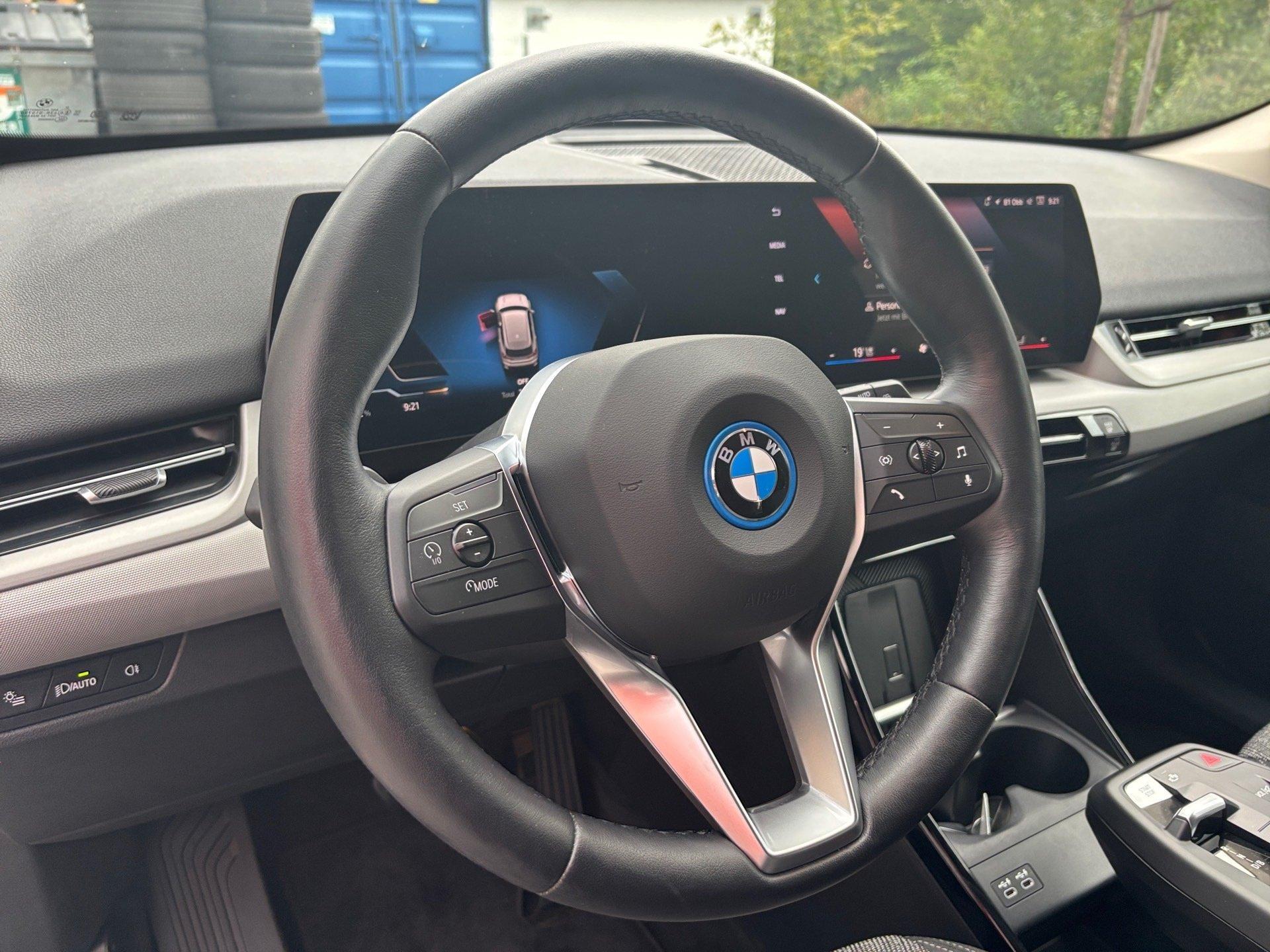 BMW iX1 – Bild 13