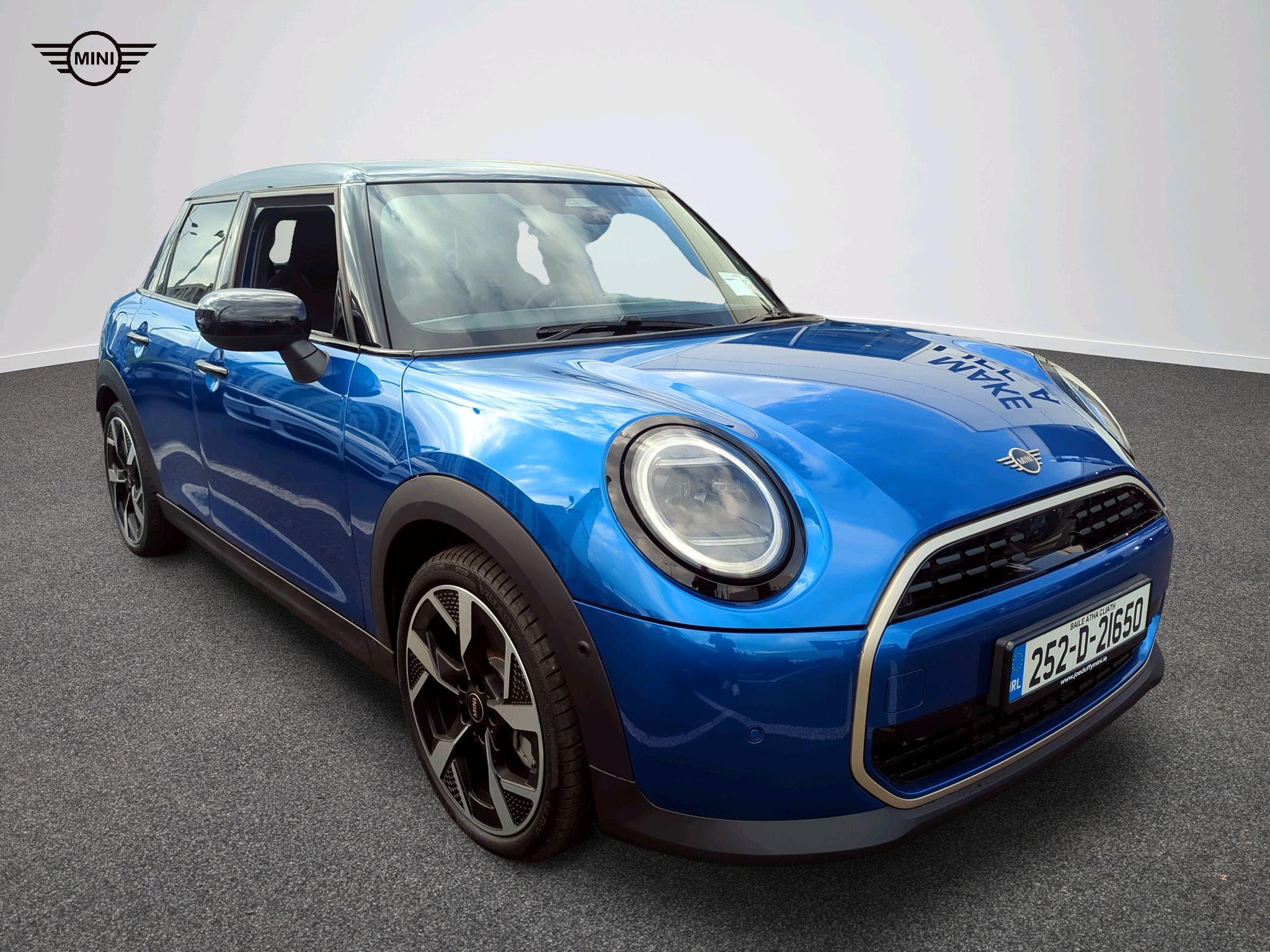MINI Cooper C 5-Door