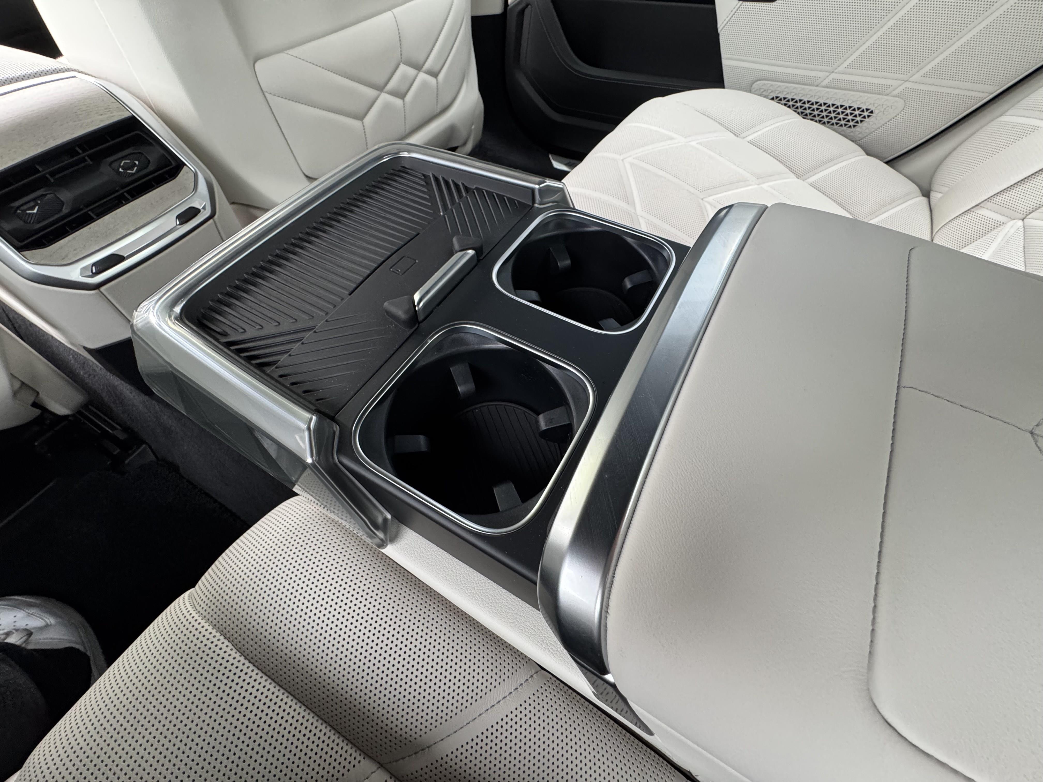 BMW i7 – Bild 25