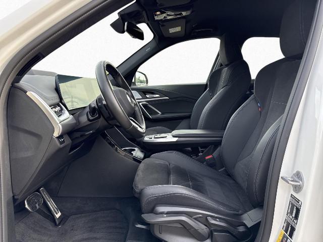 BMW iX1 – Bild 13