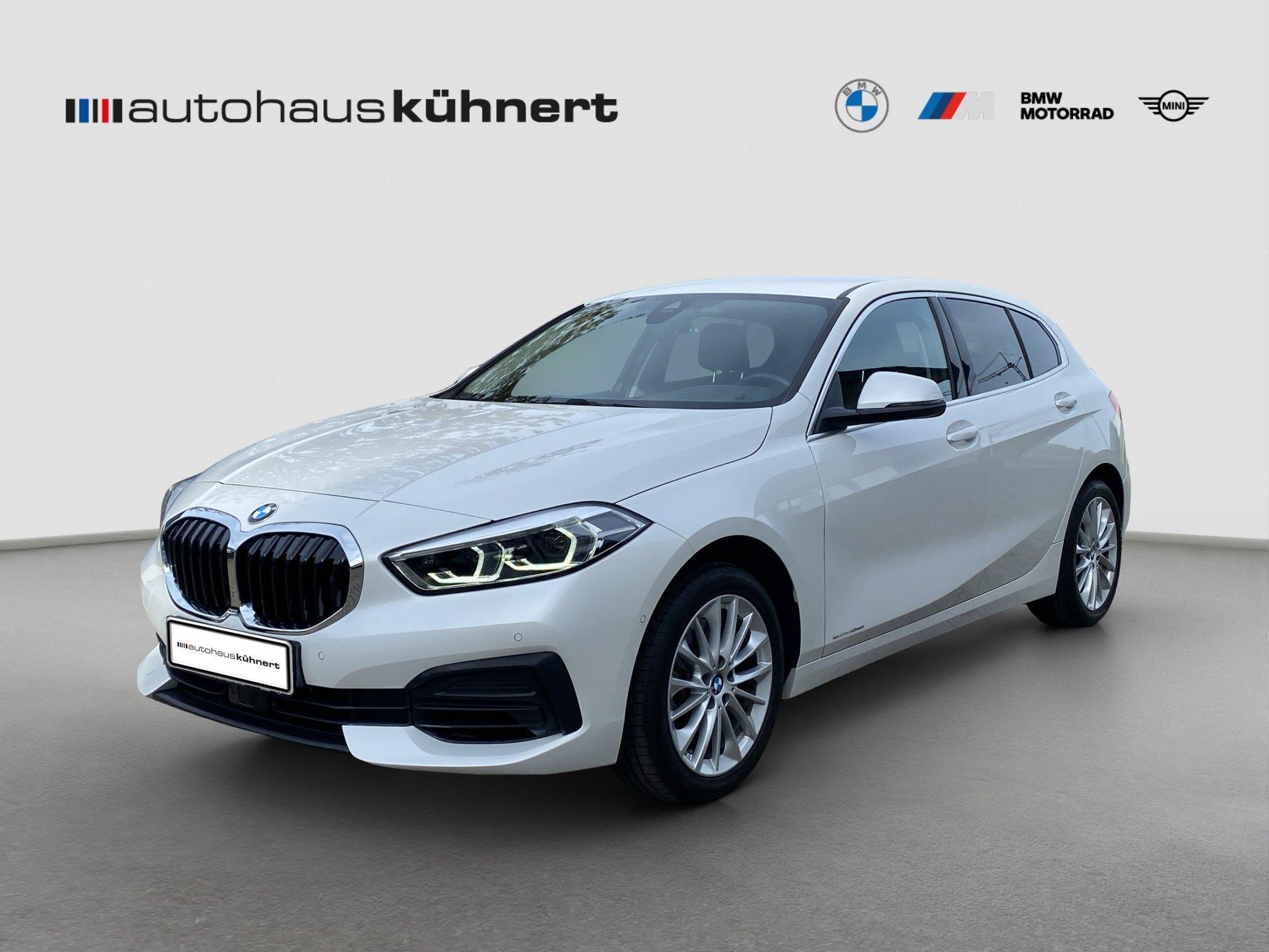 BMW 120i 2023