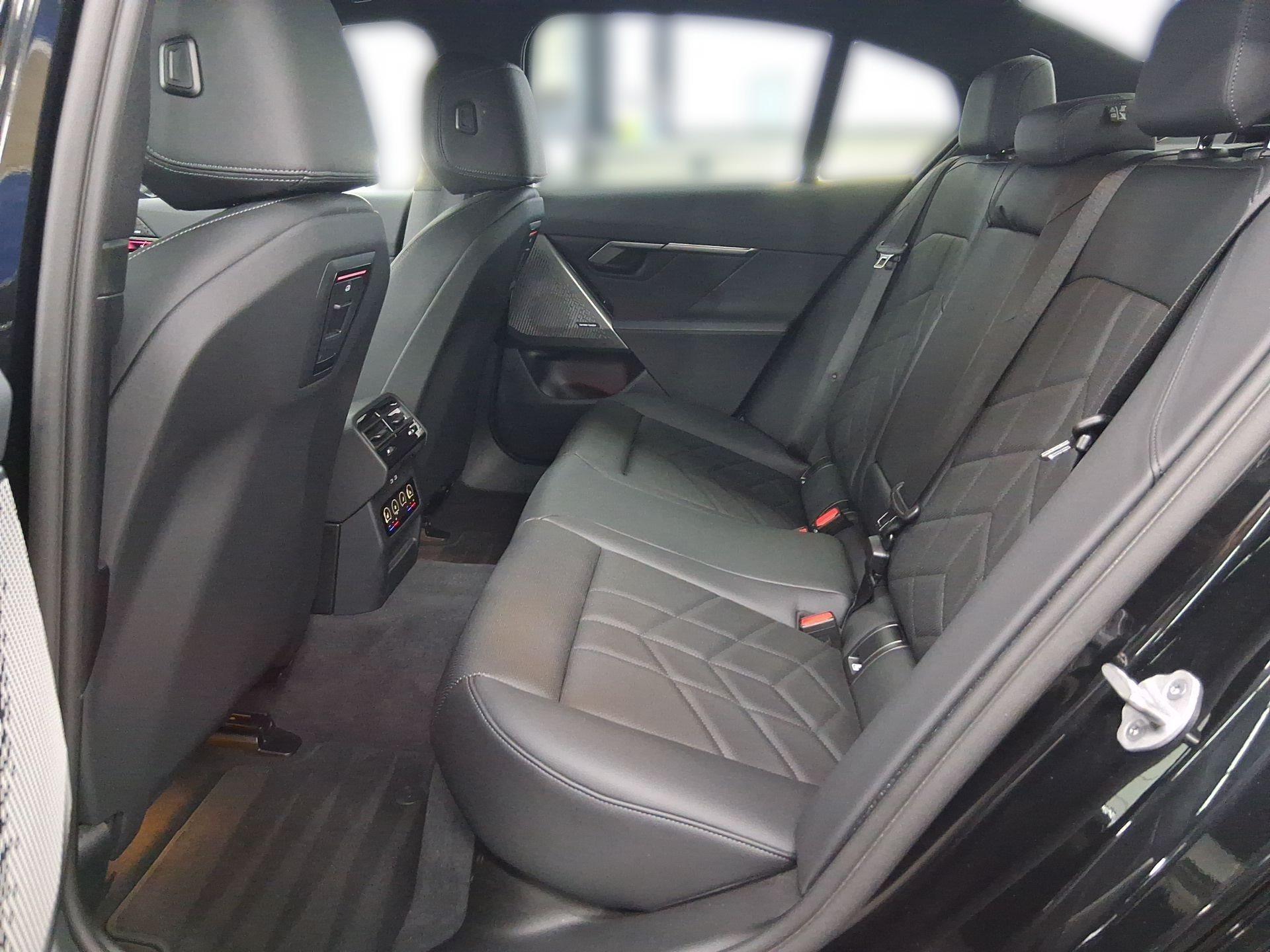 BMW 5er – Bild 11