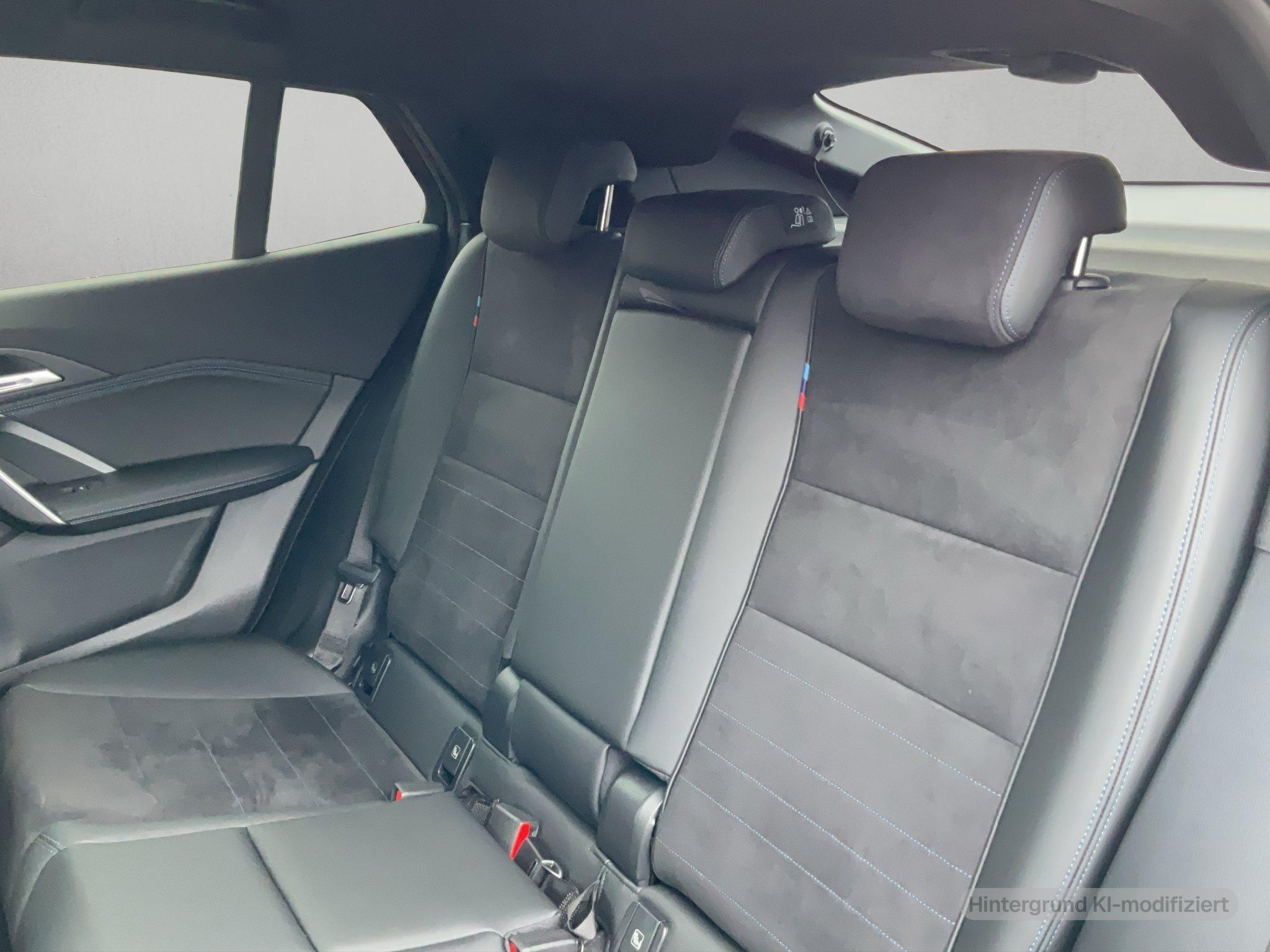 BMW iX2 – Bild 20