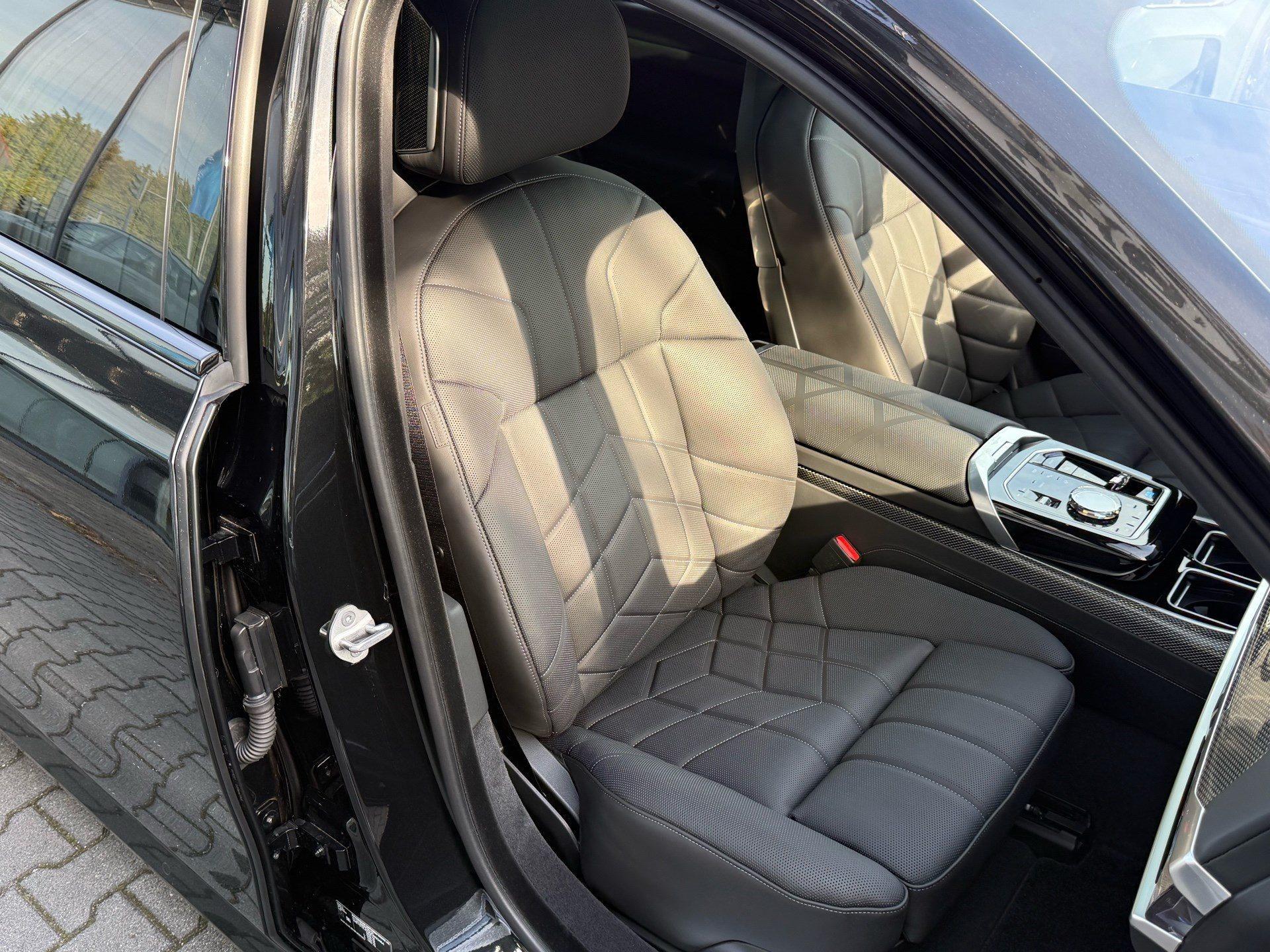 BMW i7 – Bild 16
