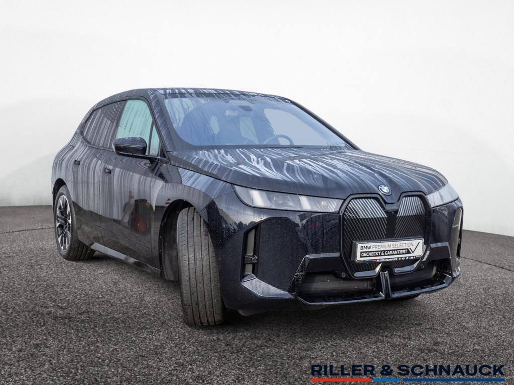 BMW iX – Bild 13