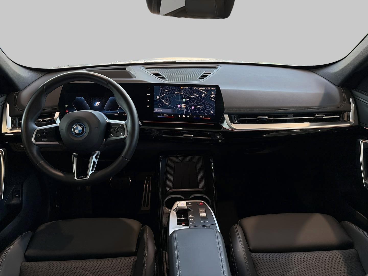 BMW iX1 – Bild 11