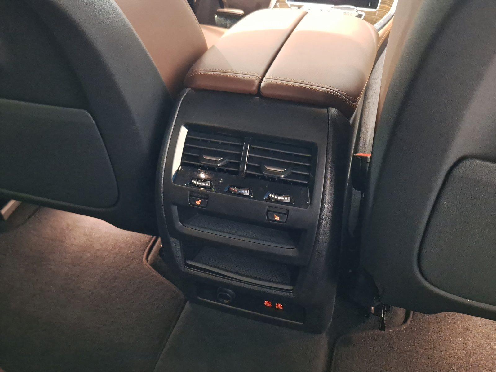 BMW X5 – Bild 11