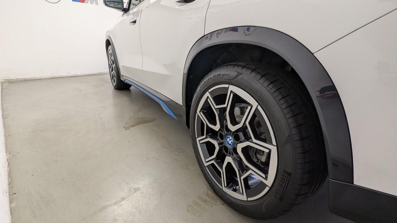 BMW iX1 – Bild 24
