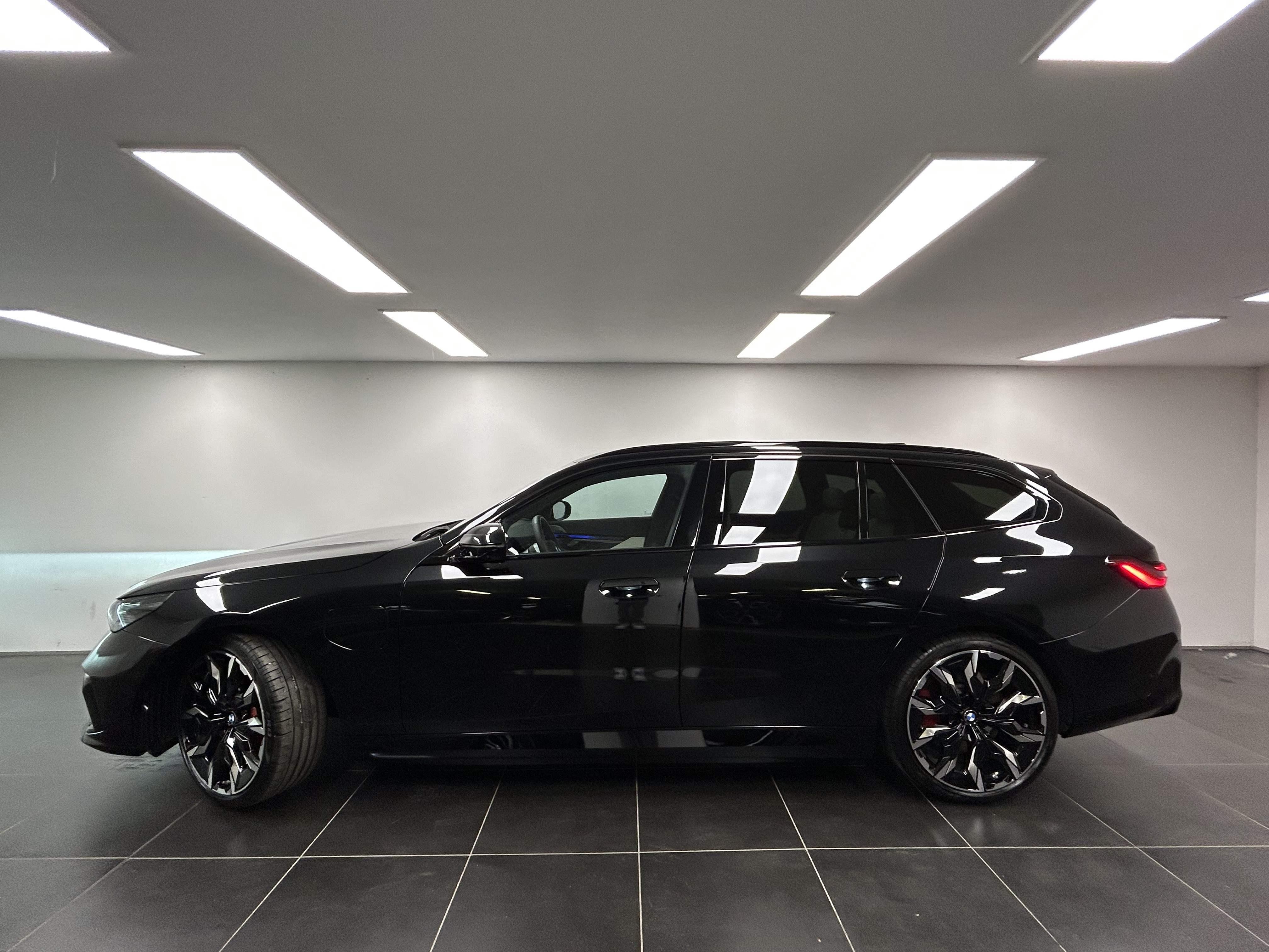 BMW 5er Touring – Bild 2
