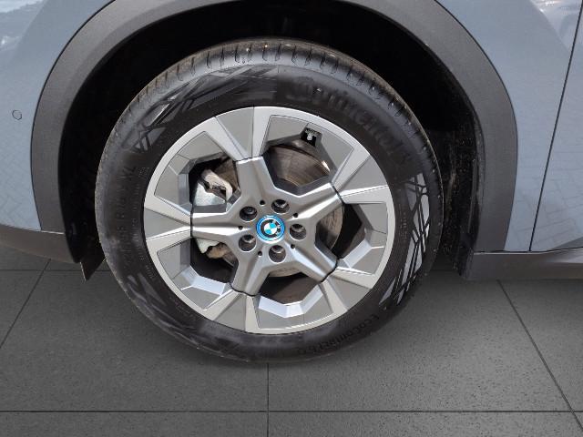 BMW iX2 – Bild 9